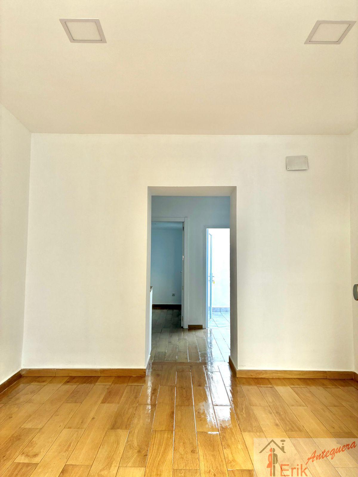 Venta de casa en Antequera