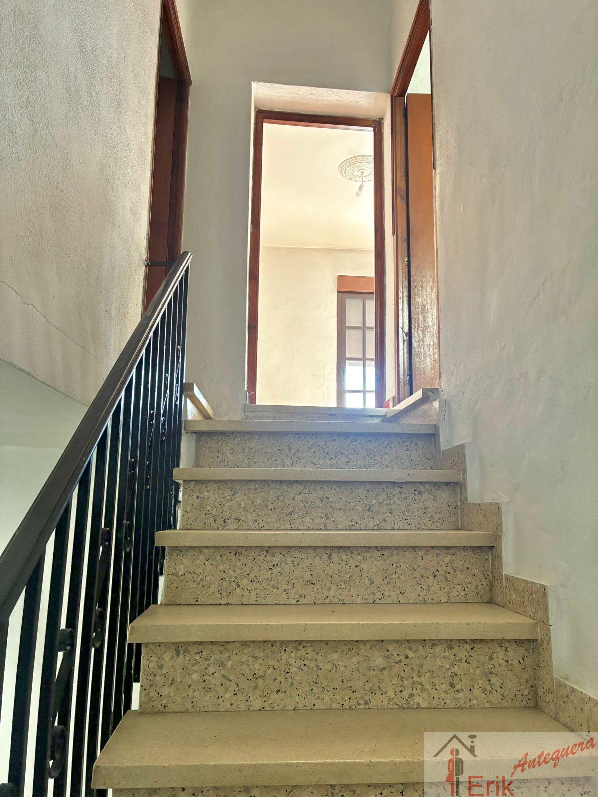 Venta de casa en Antequera