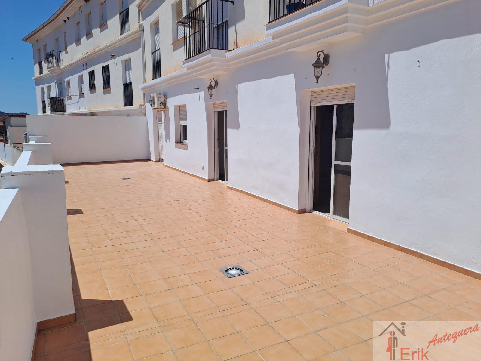 Venta de piso en Almogía