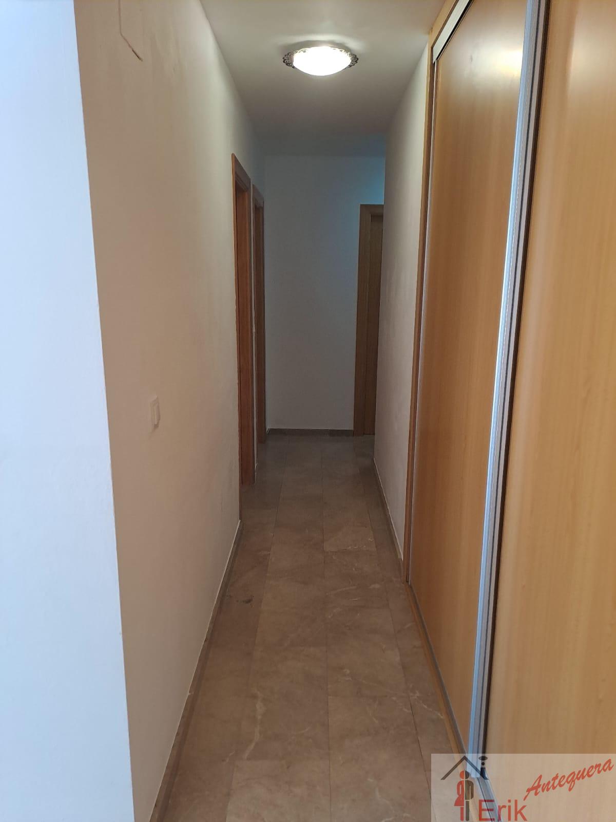 Venta de piso en Almogía