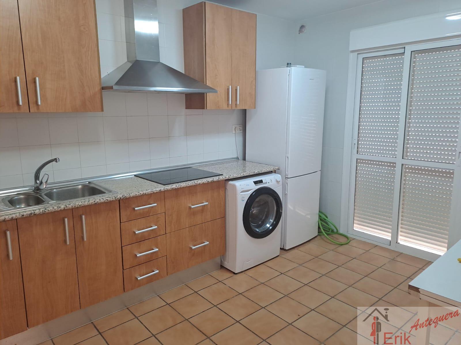 Venta de piso en Almogía