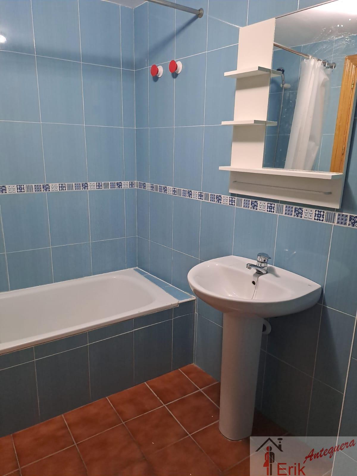 Venta de piso en Almogía