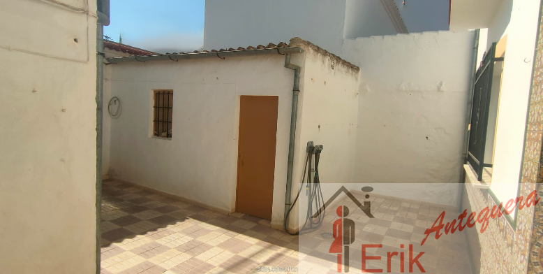 For sale of house in Antequera