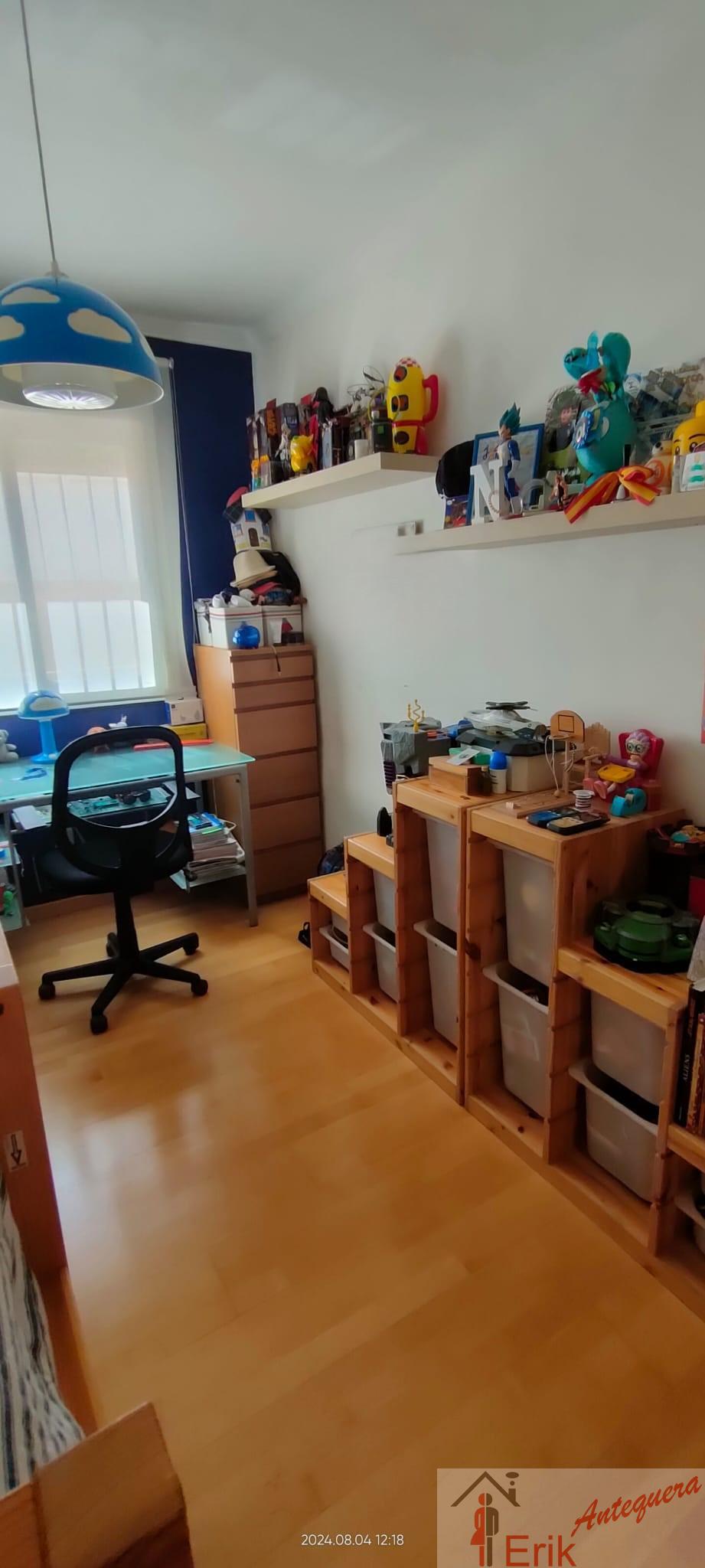 For sale of flat in Antequera