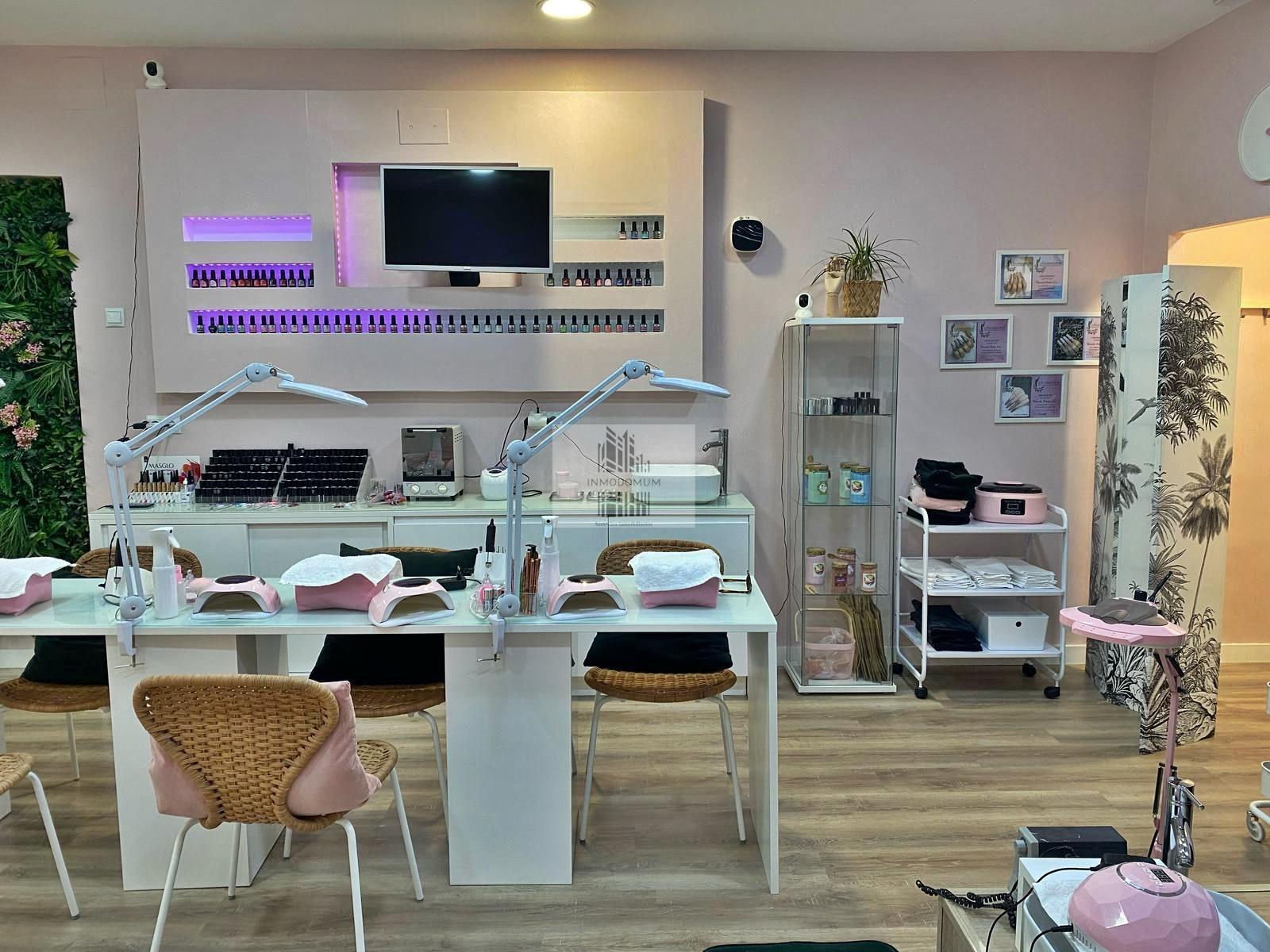 For sale of commercial in Fuenlabrada