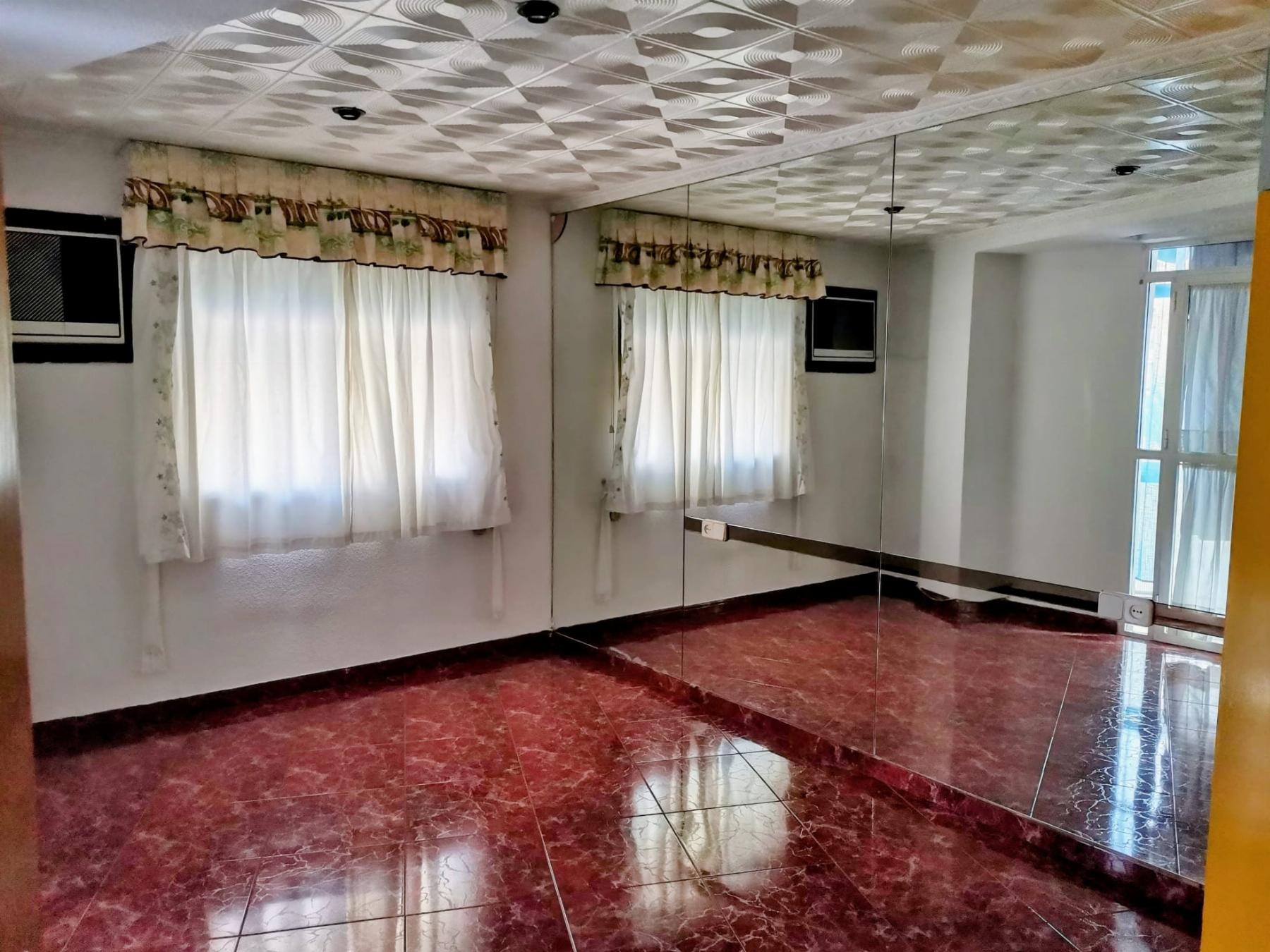 For sale of flat in Santo Angel