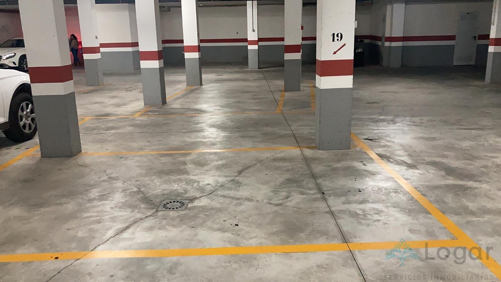 For rent of garage in Murcia