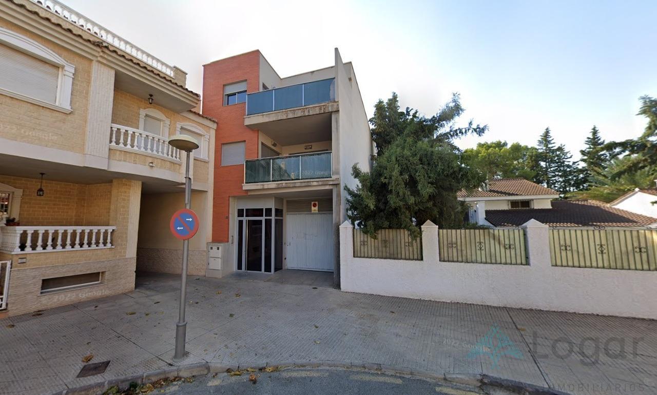 For rent of garage in Murcia