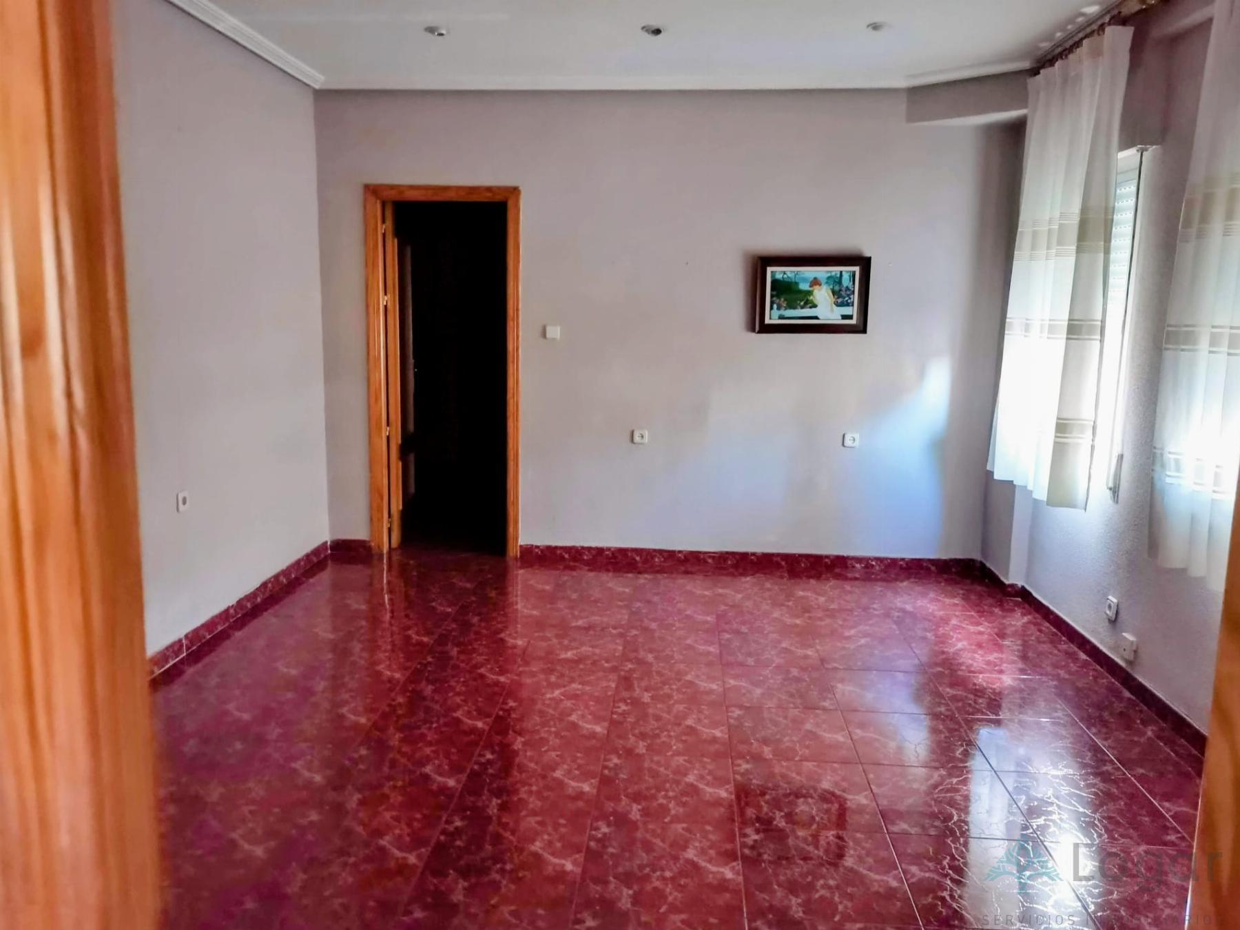 For sale of flat in Santo Angel