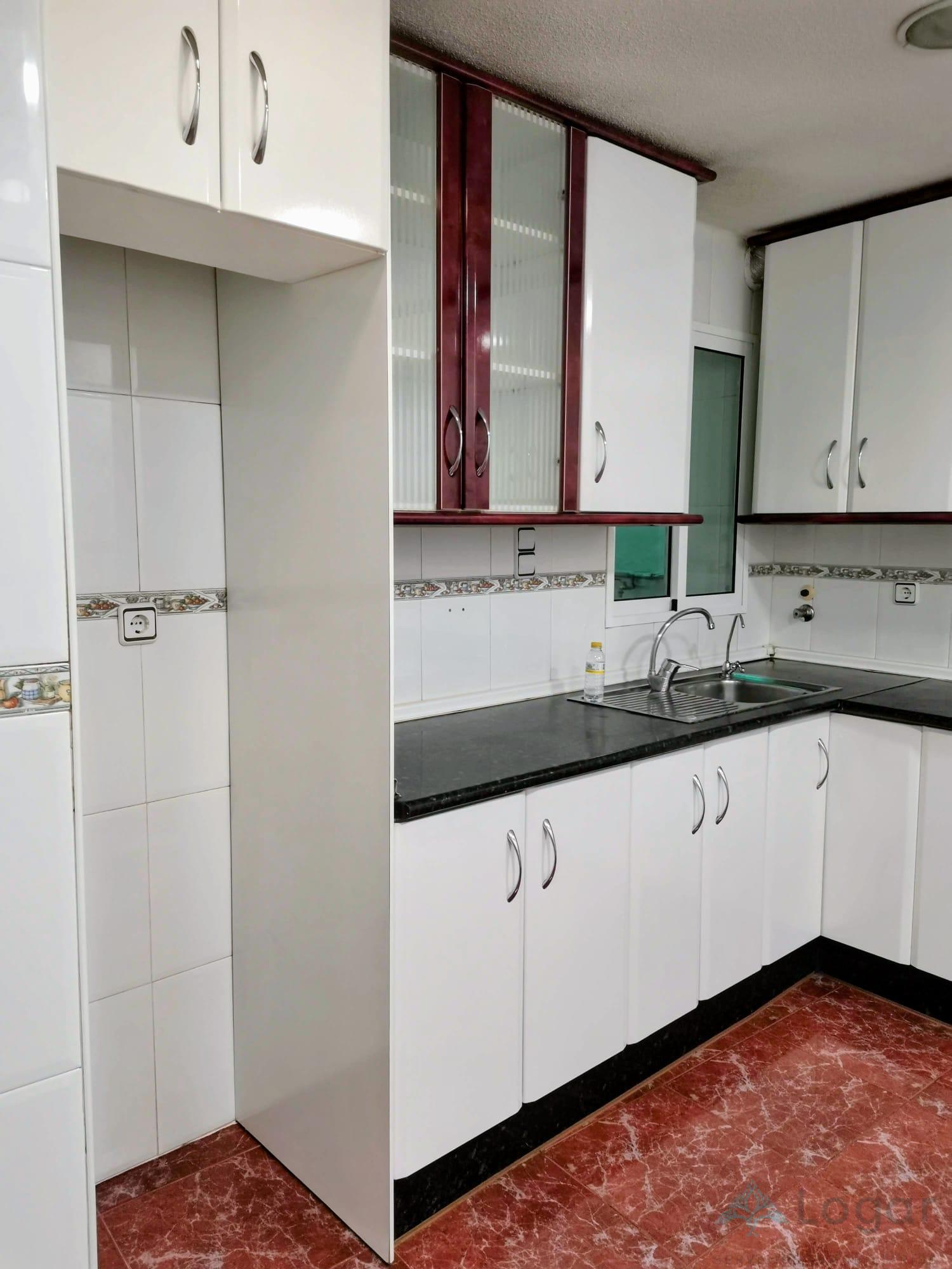 For sale of flat in Santo Angel