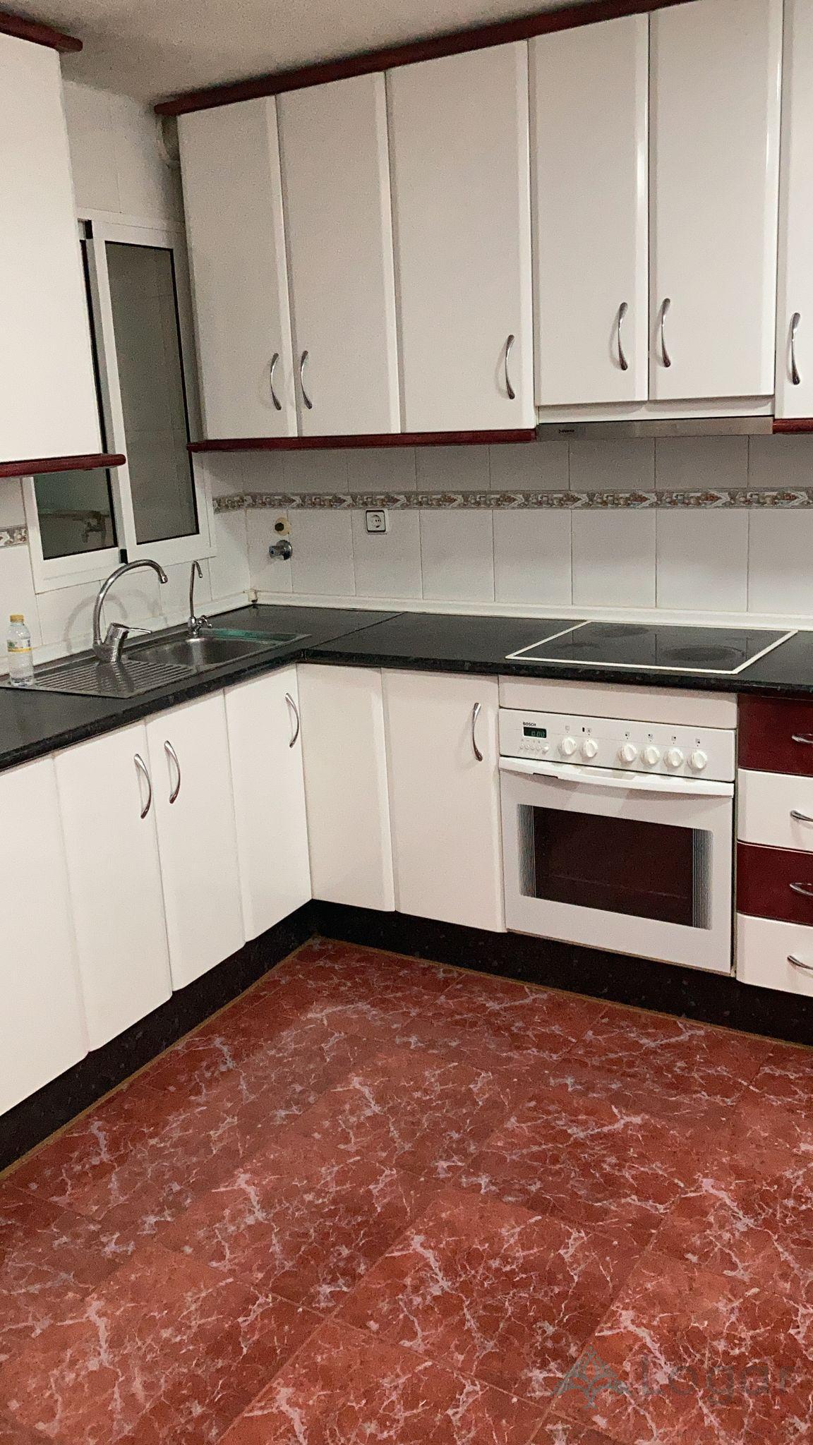 For sale of flat in Santo Angel