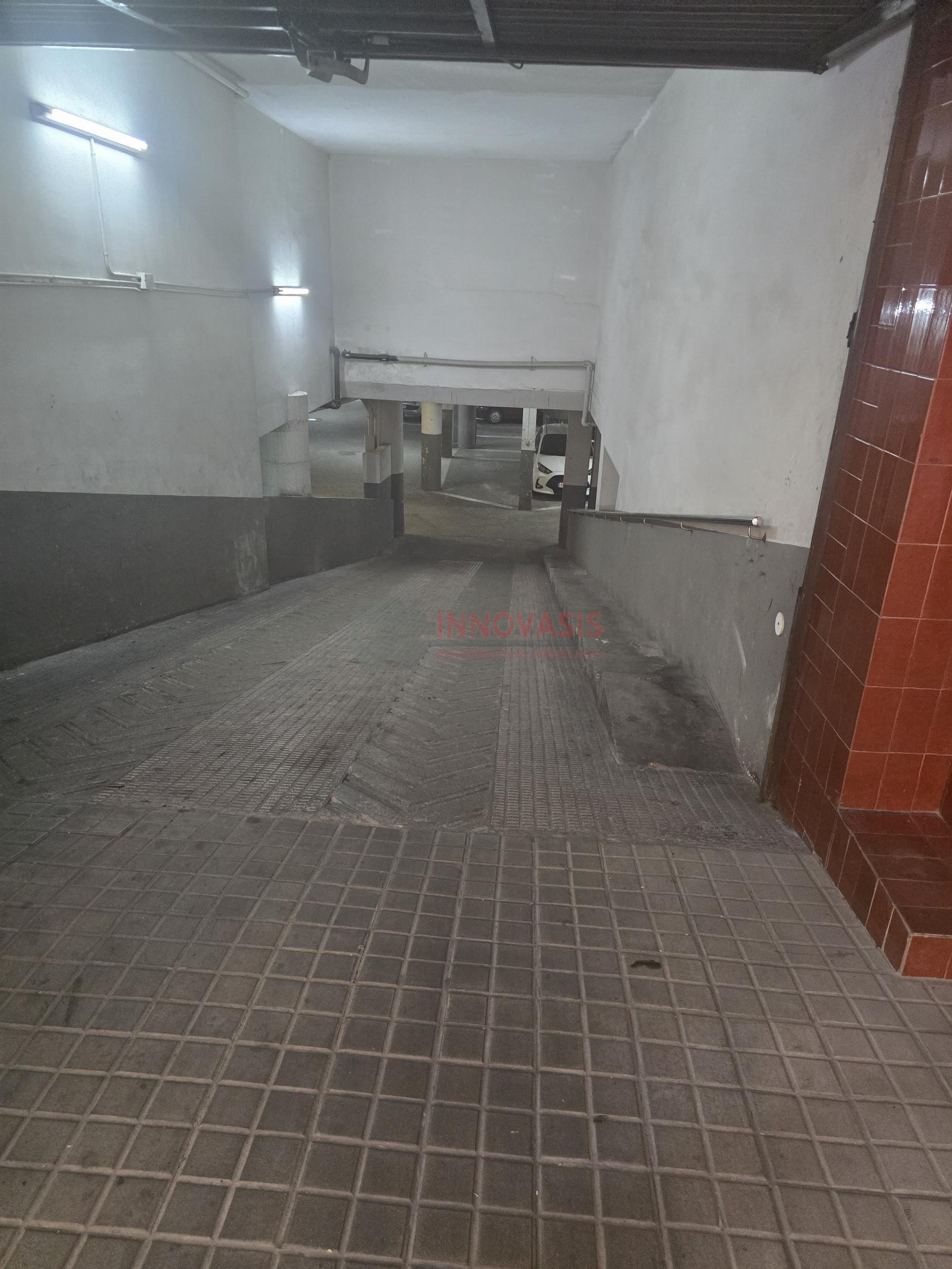 Venta de garaje en Esplugues de Llobregat