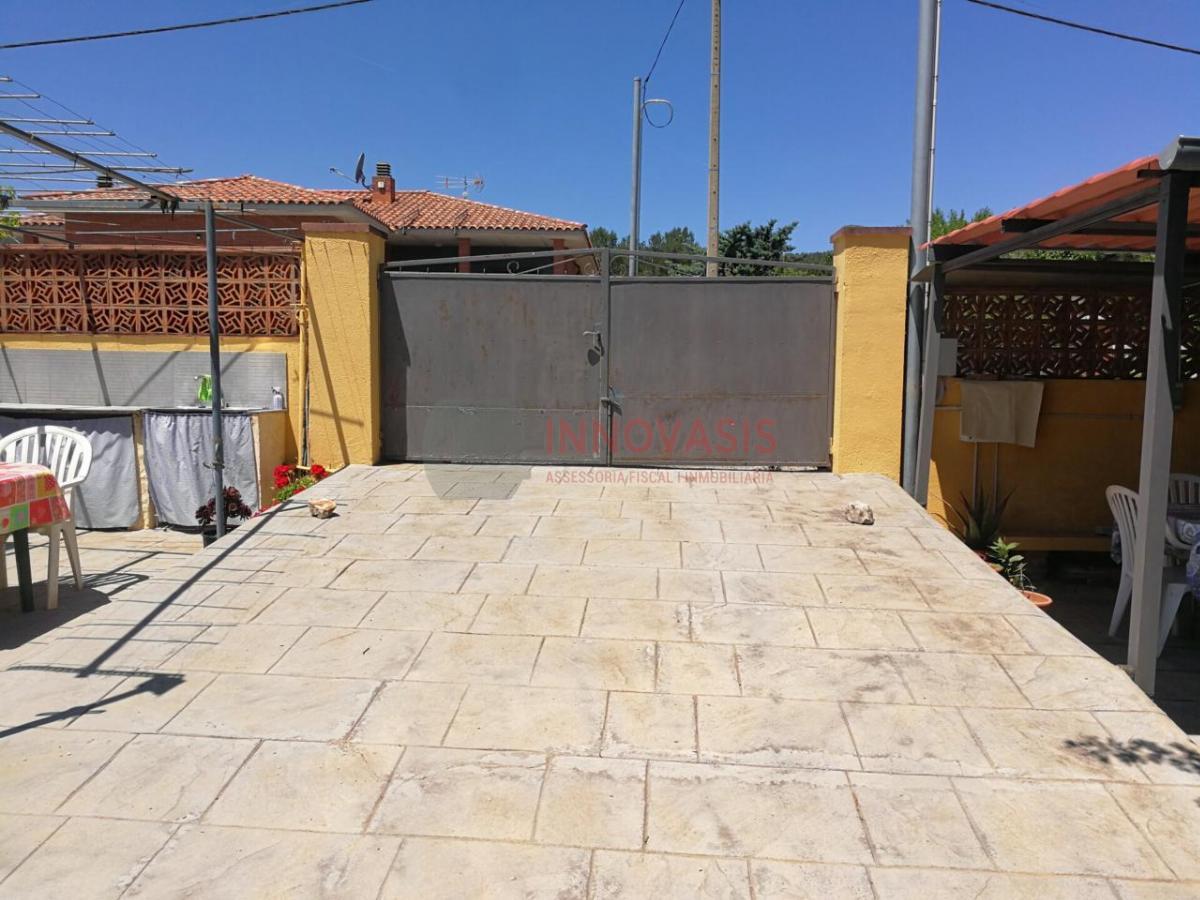 For sale of land in Querol
