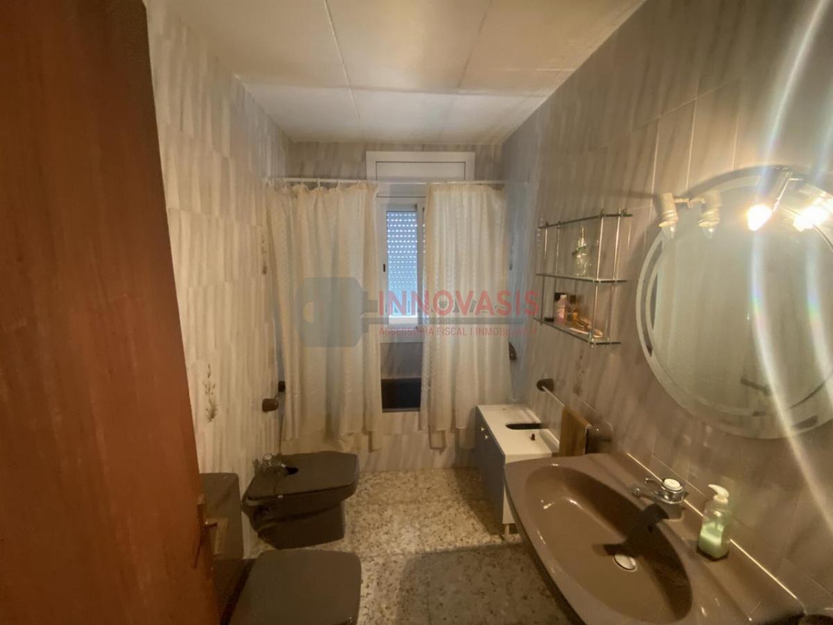 For sale of house in Torrelles de Foix