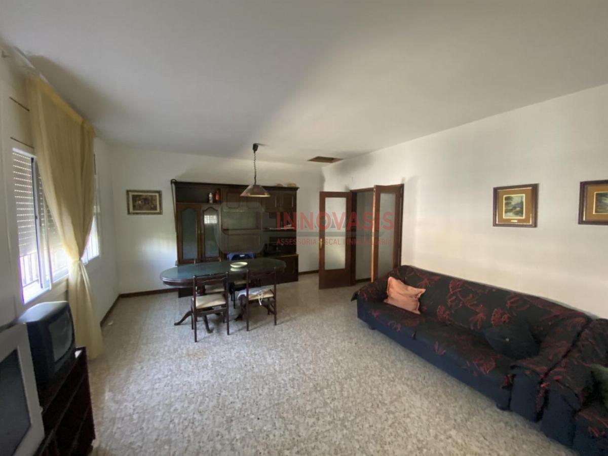 For sale of house in Torrelles de Foix