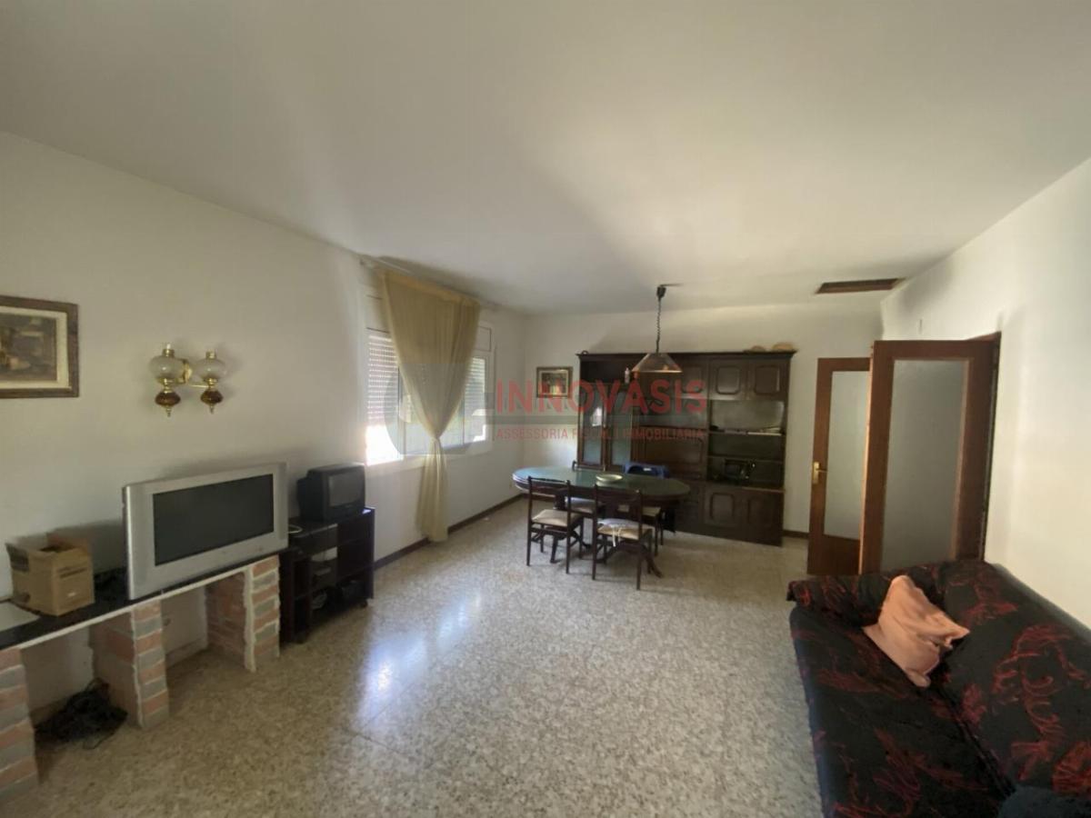 For sale of house in Torrelles de Foix
