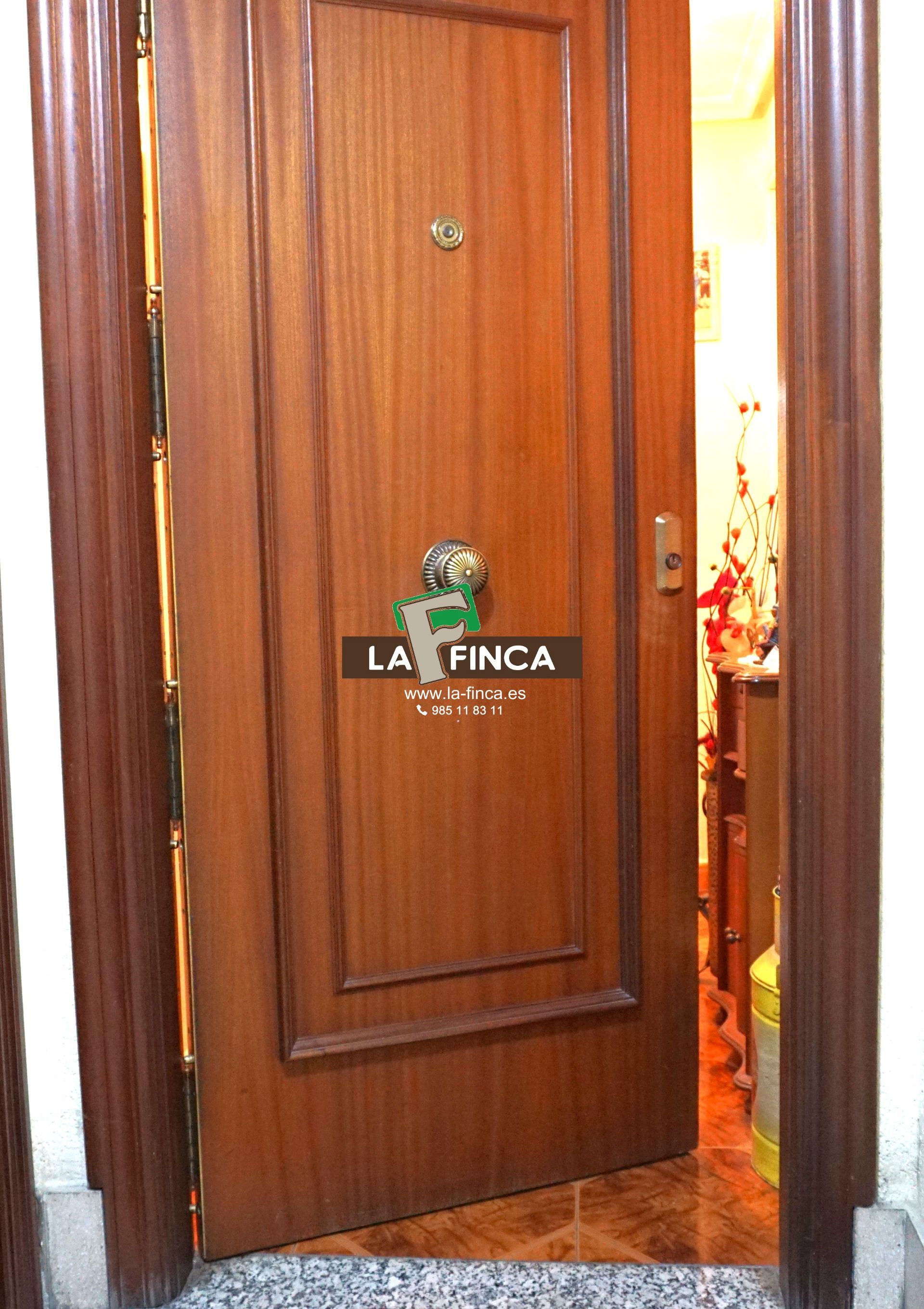 For sale of flat in Oviedo