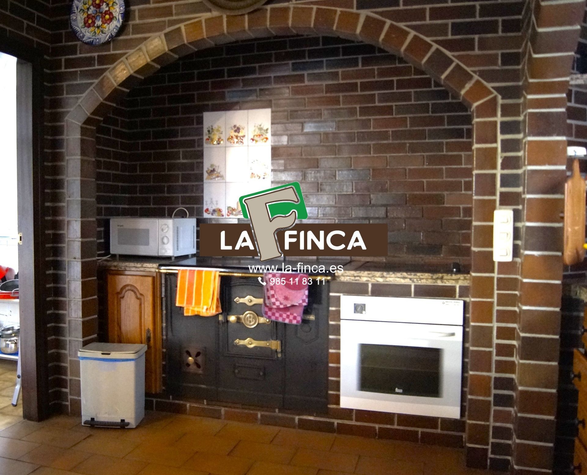 For sale of villa in Siero