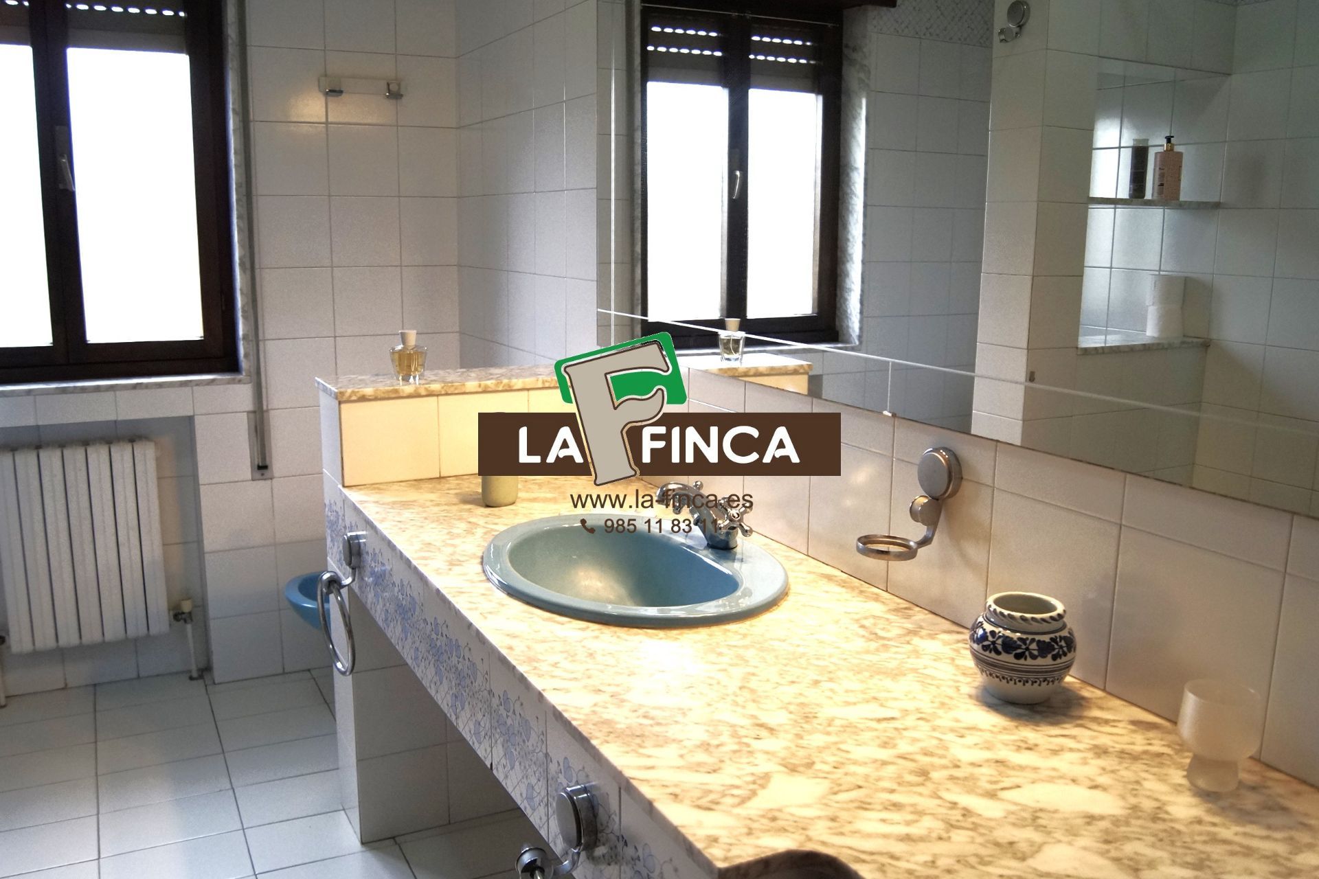 For sale of villa in Siero