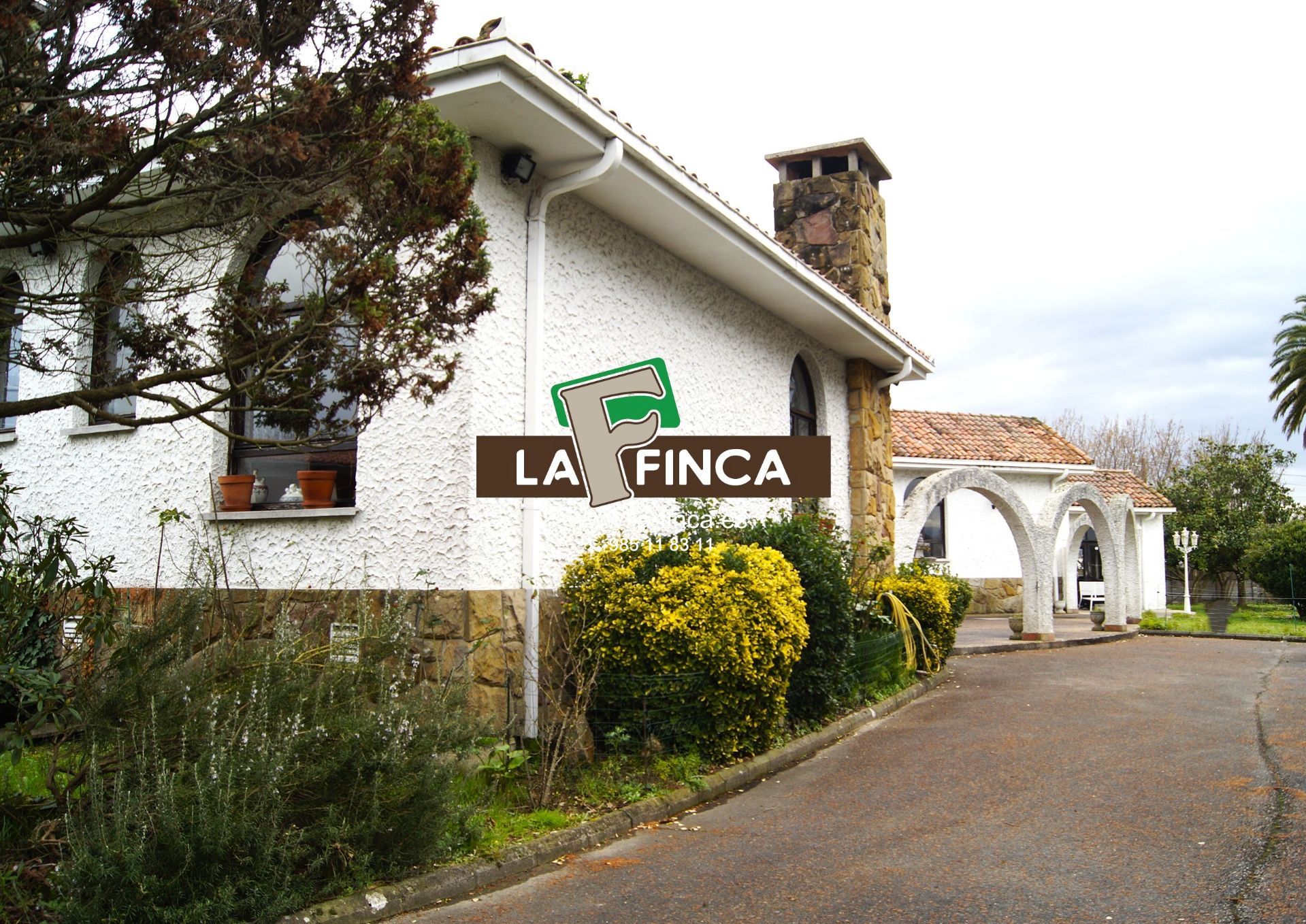 For sale of villa in Siero