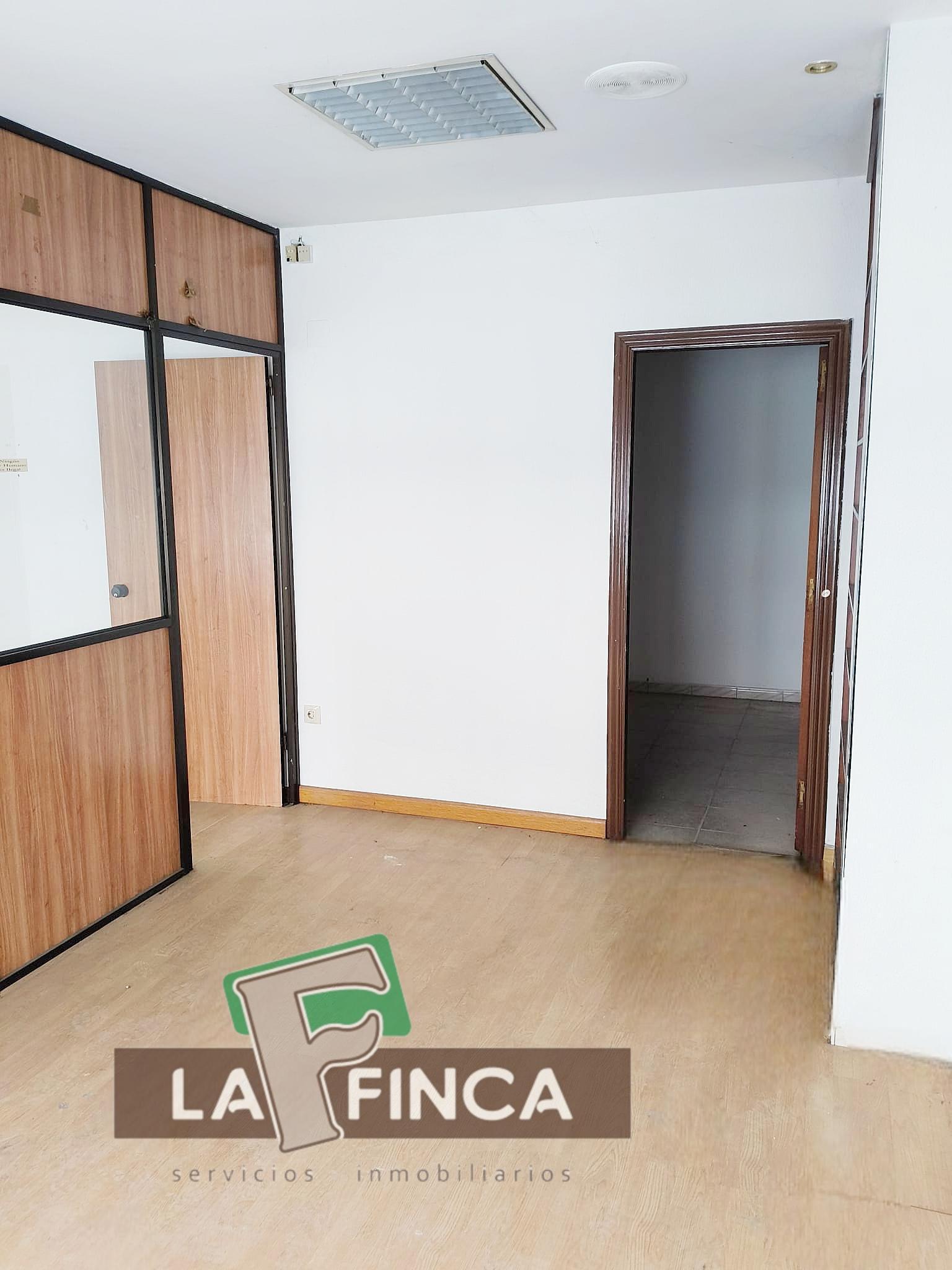 Venta de local en Oviedo
