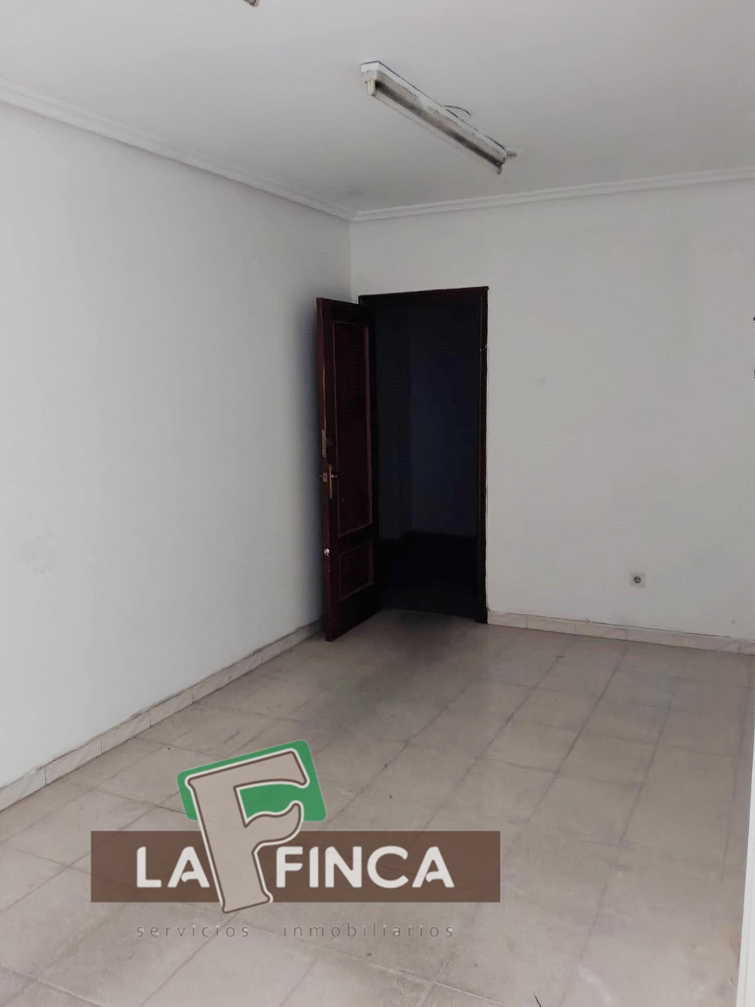 Venta de local en Oviedo