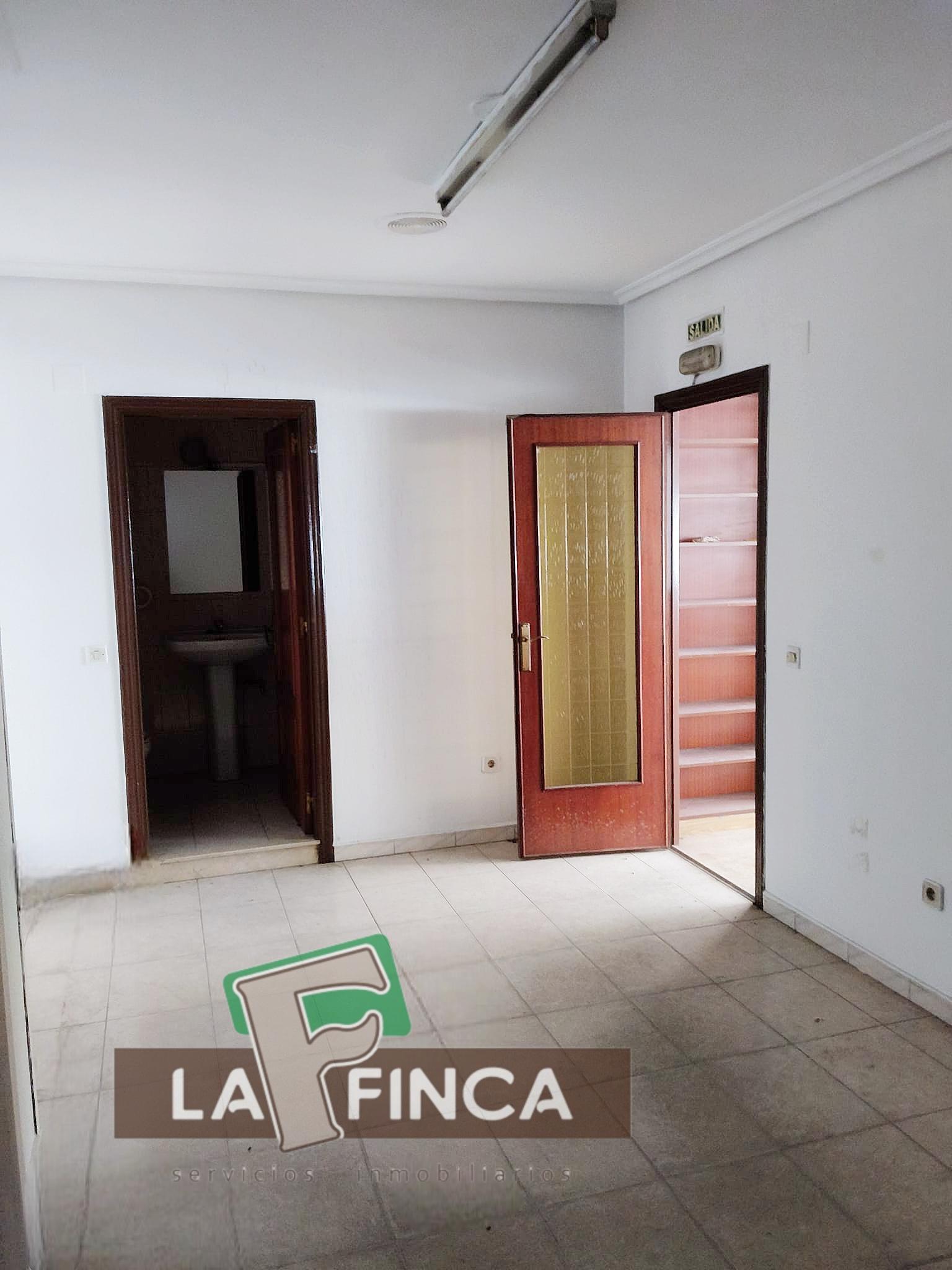 Venta de local en Oviedo