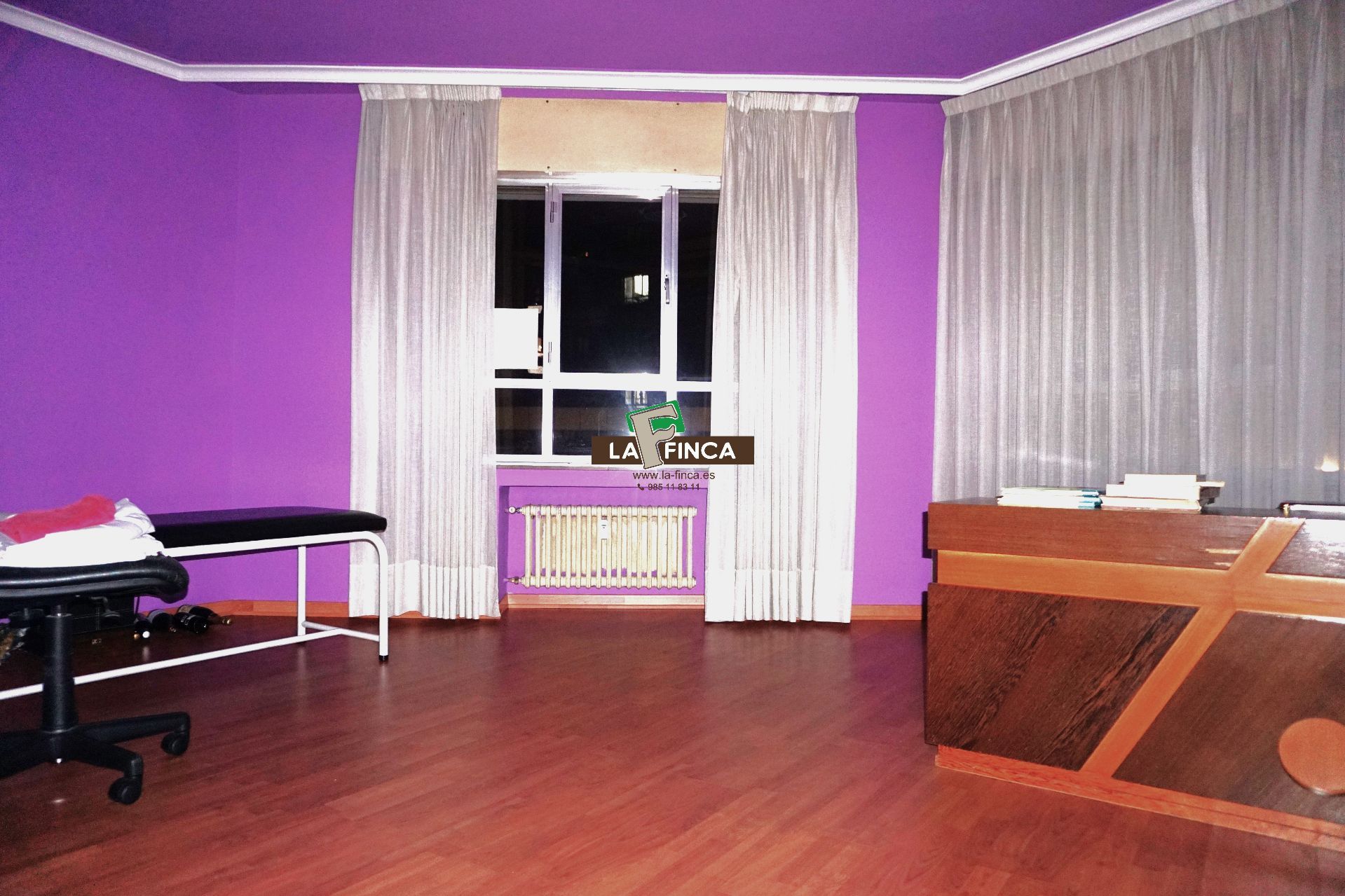 For sale of office in Oviedo