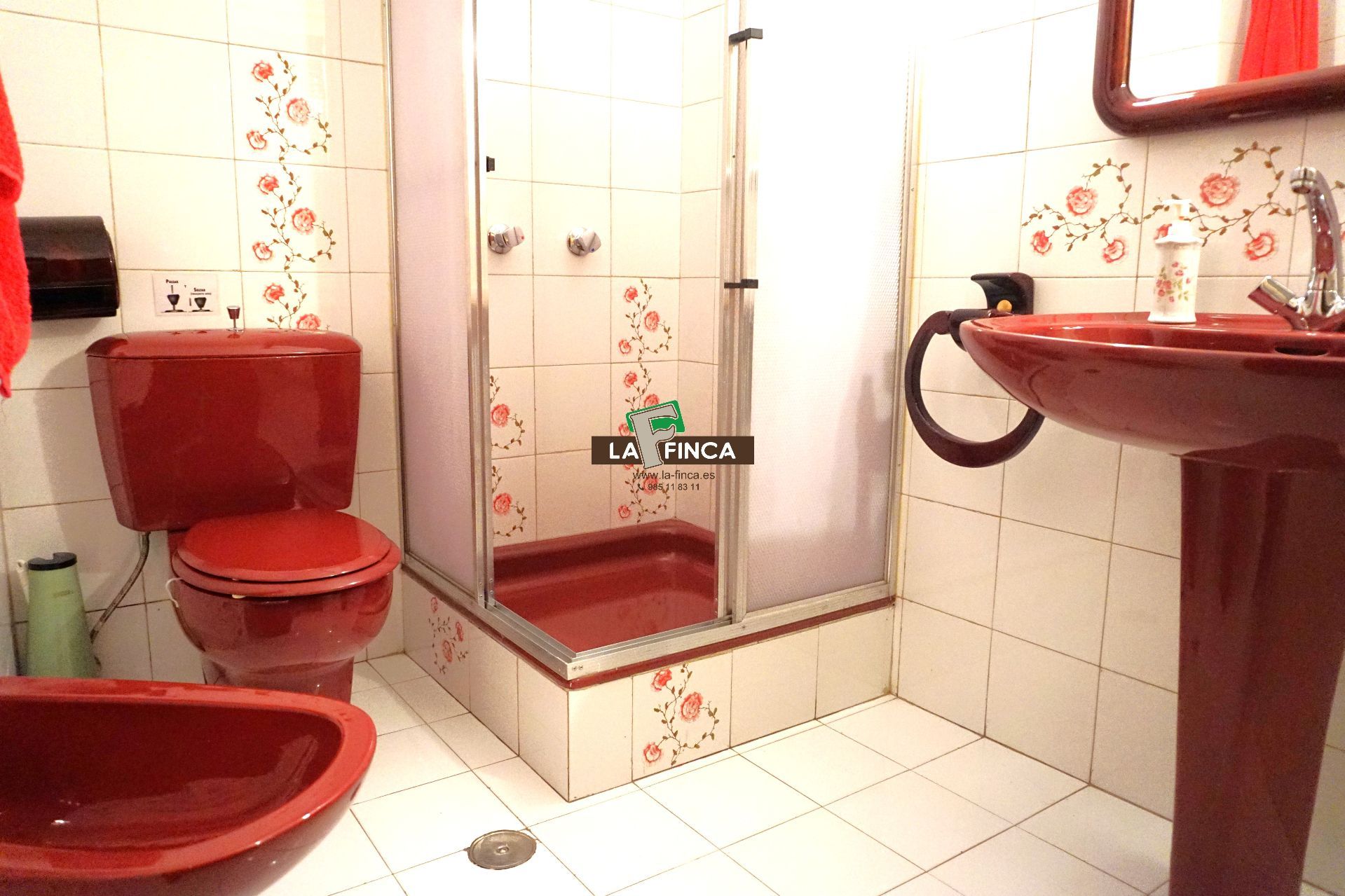 For sale of office in Oviedo