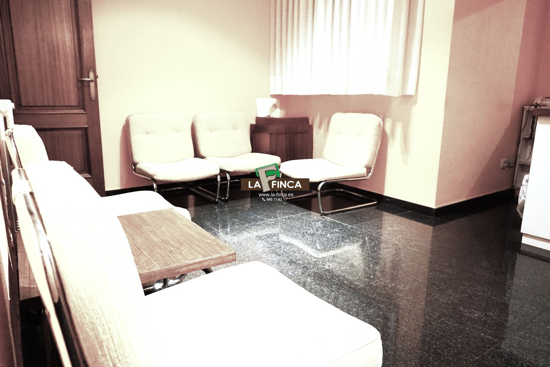 For sale of office in Oviedo