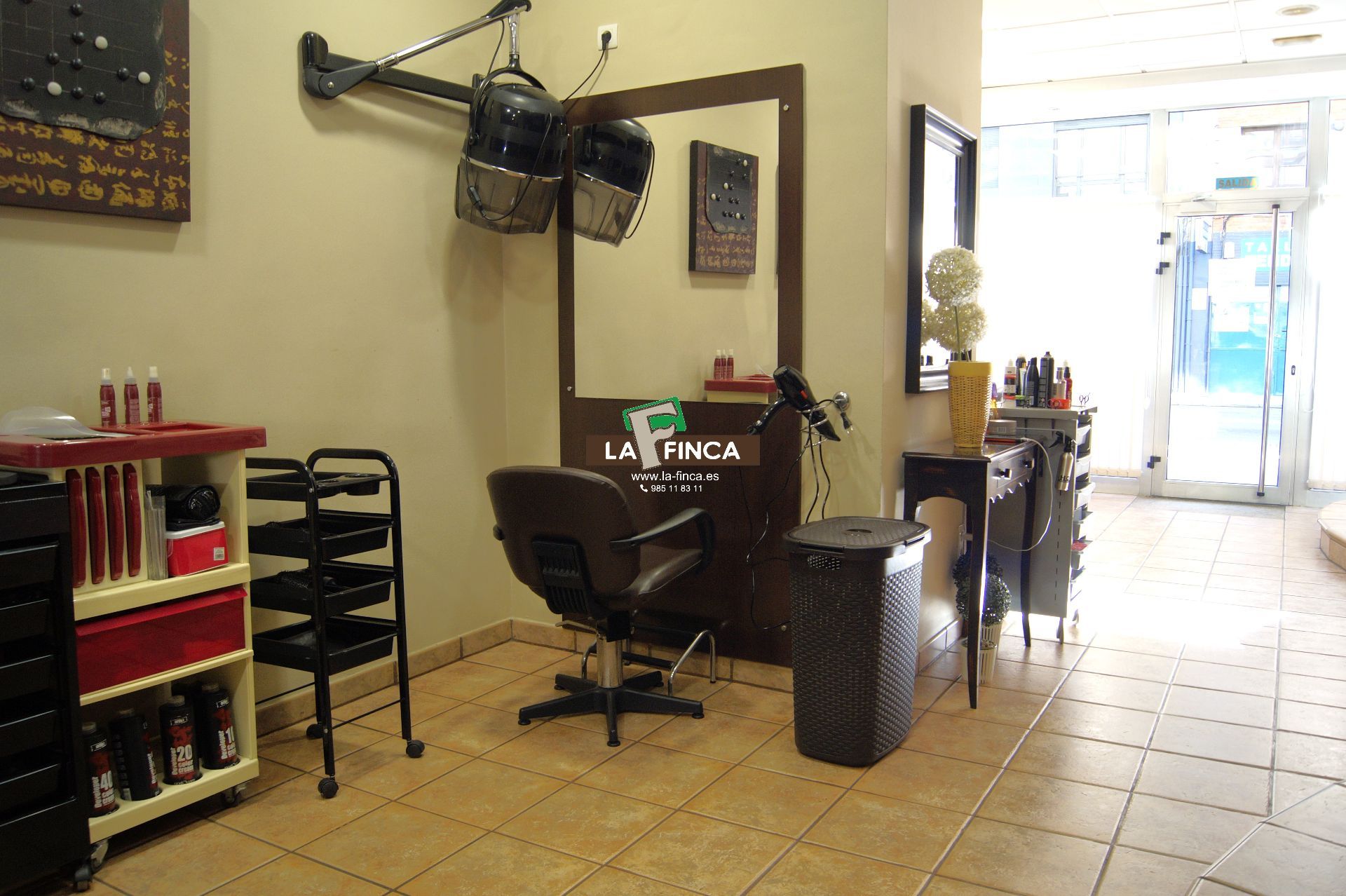 For sale of premises in Oviedo