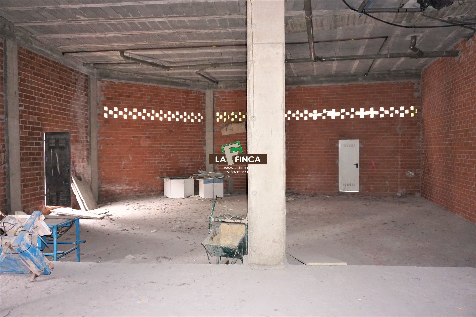 Venta de local en Oviedo