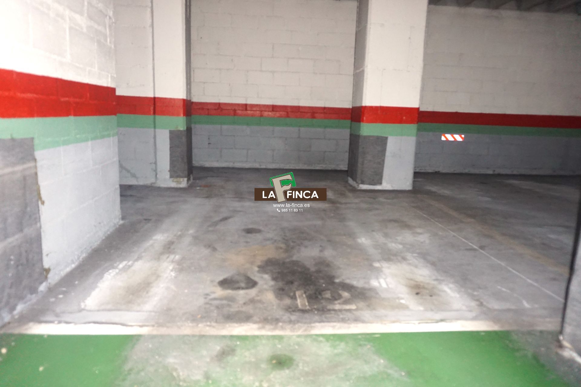 For sale of garage in Oviedo