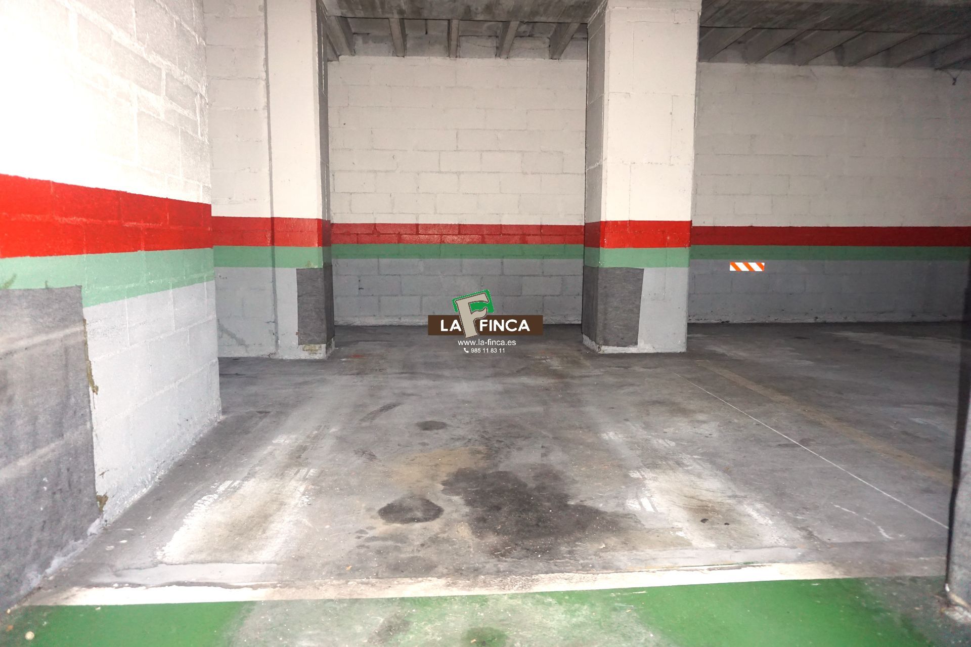 For sale of garage in Oviedo