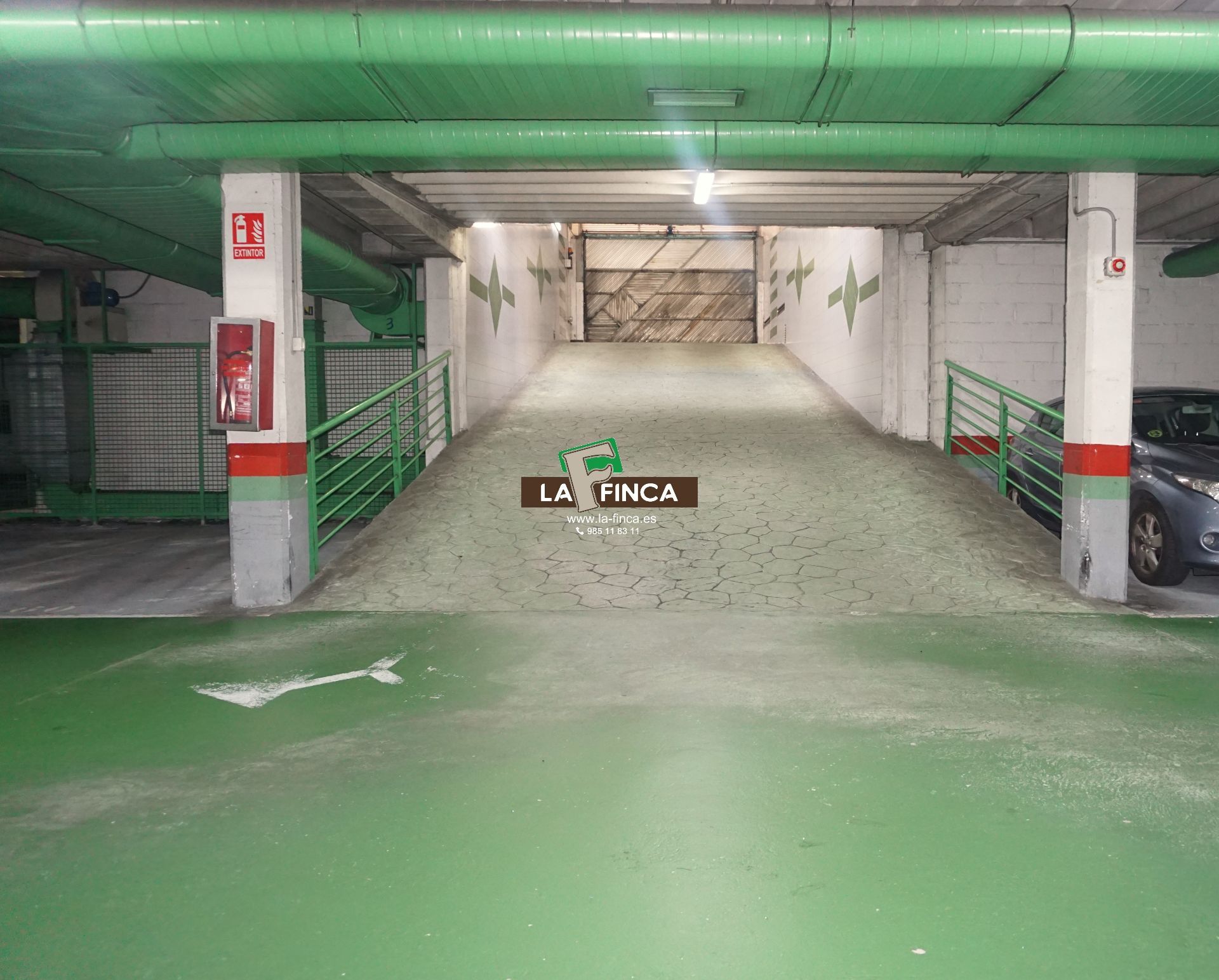 For sale of garage in Oviedo