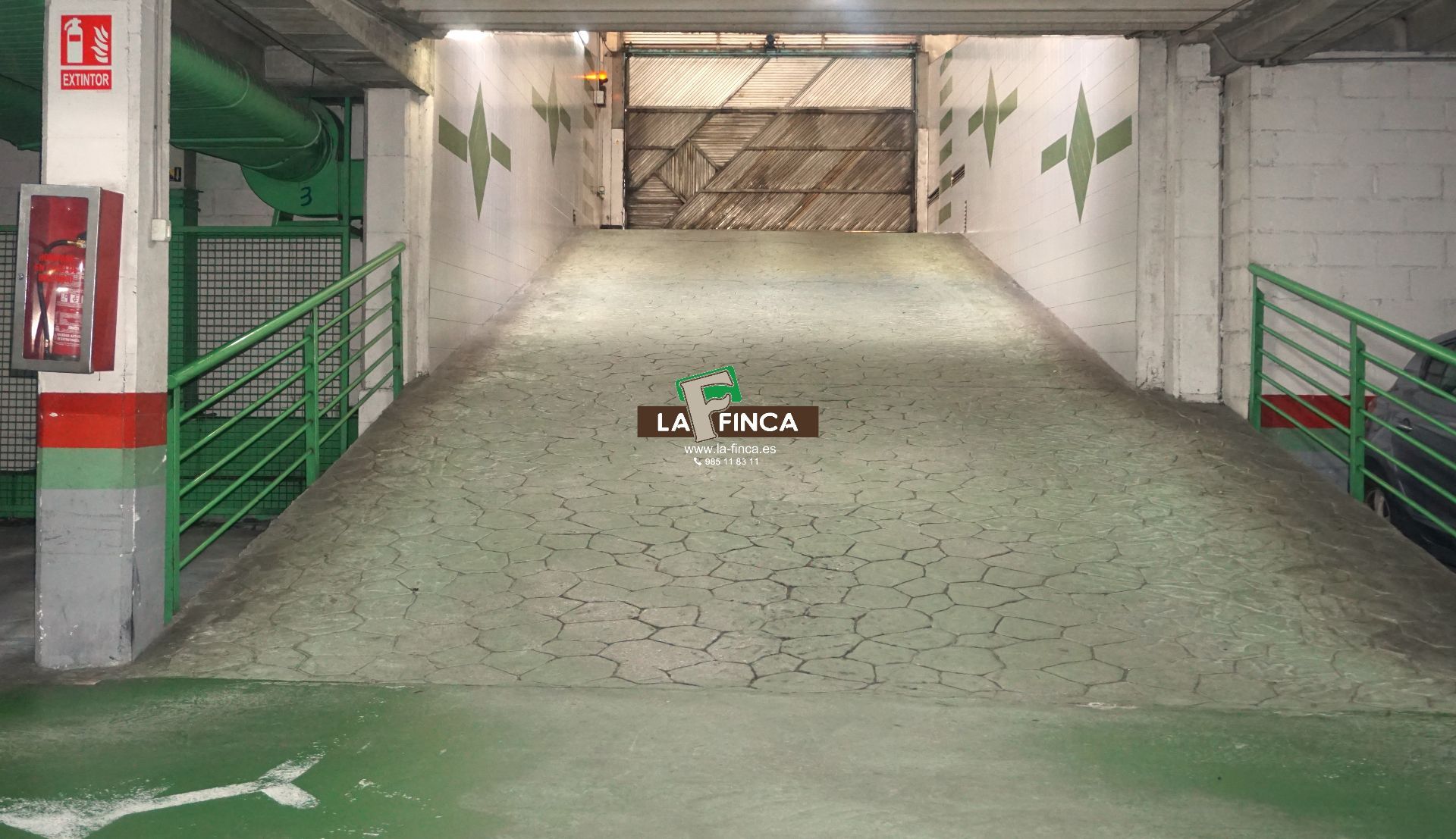 For sale of garage in Oviedo