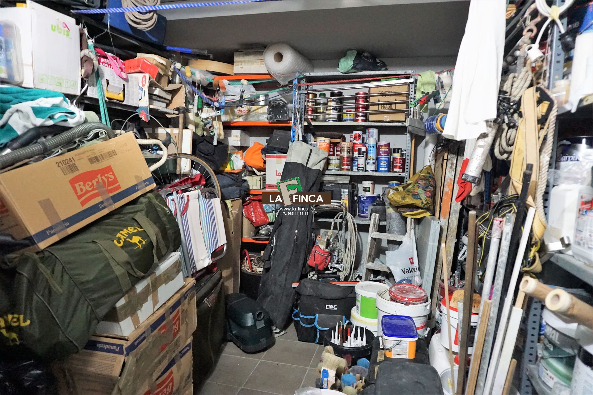 For sale of garage in Oviedo