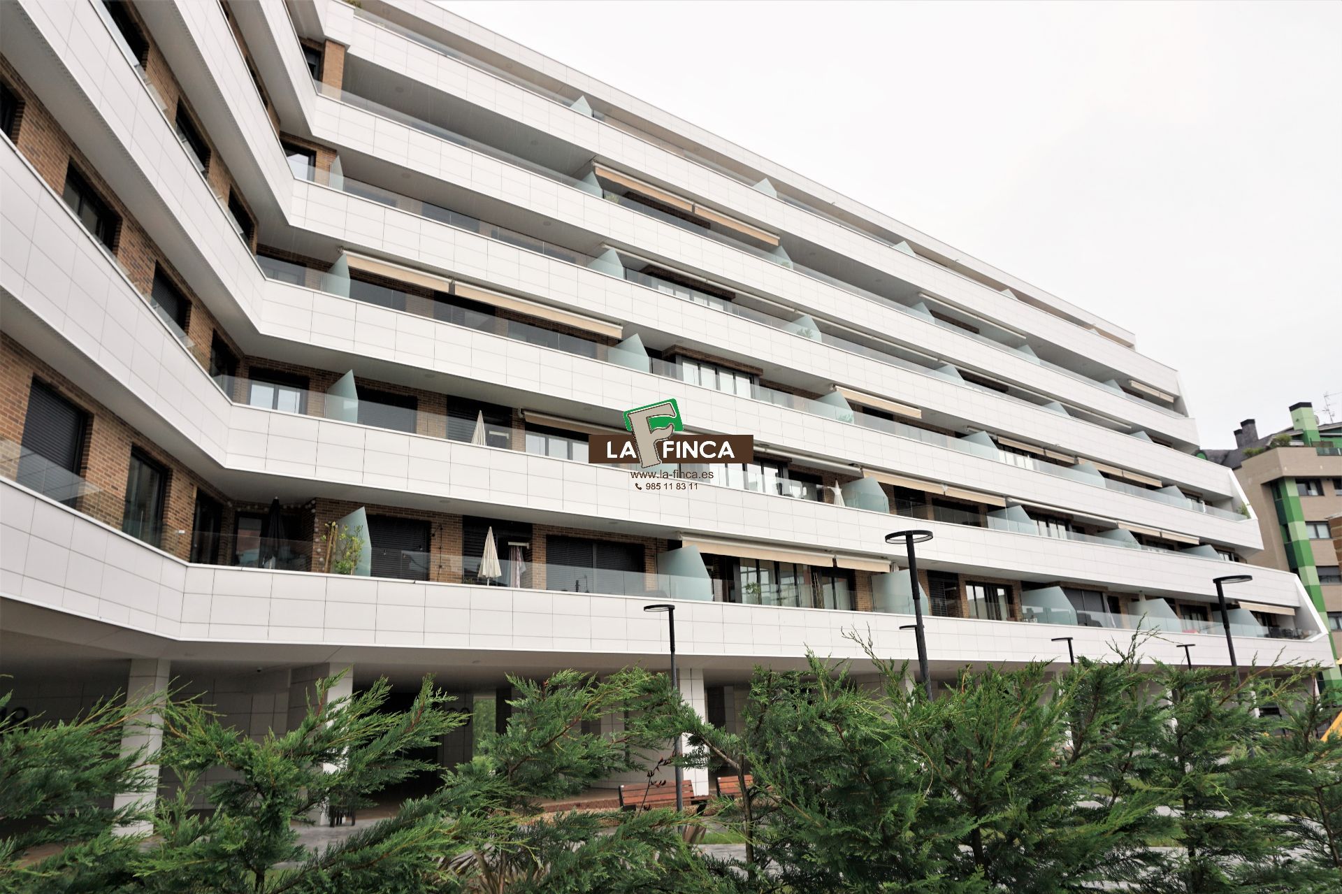 For sale of garage in Oviedo