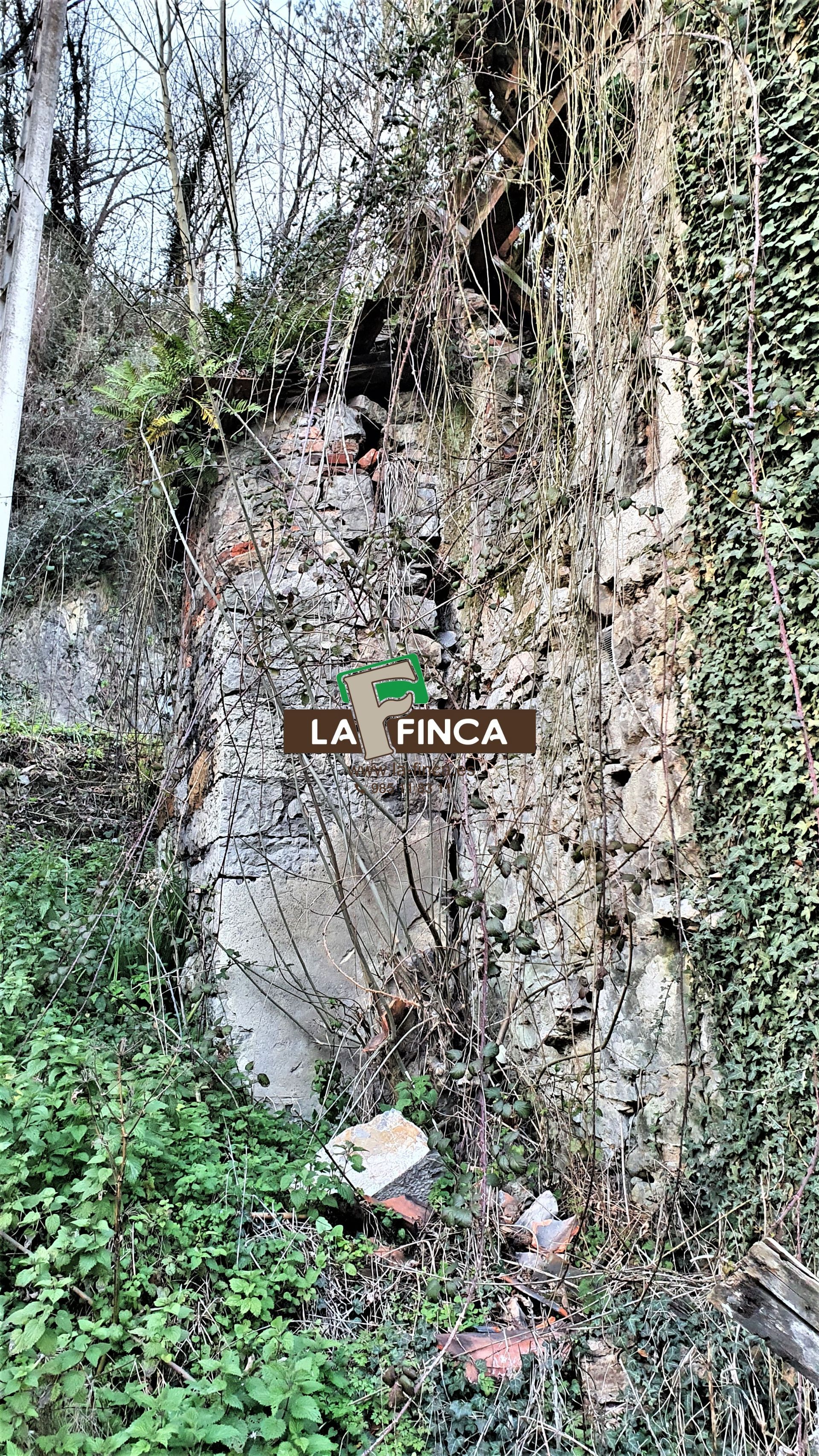 For sale of house in Oviedo