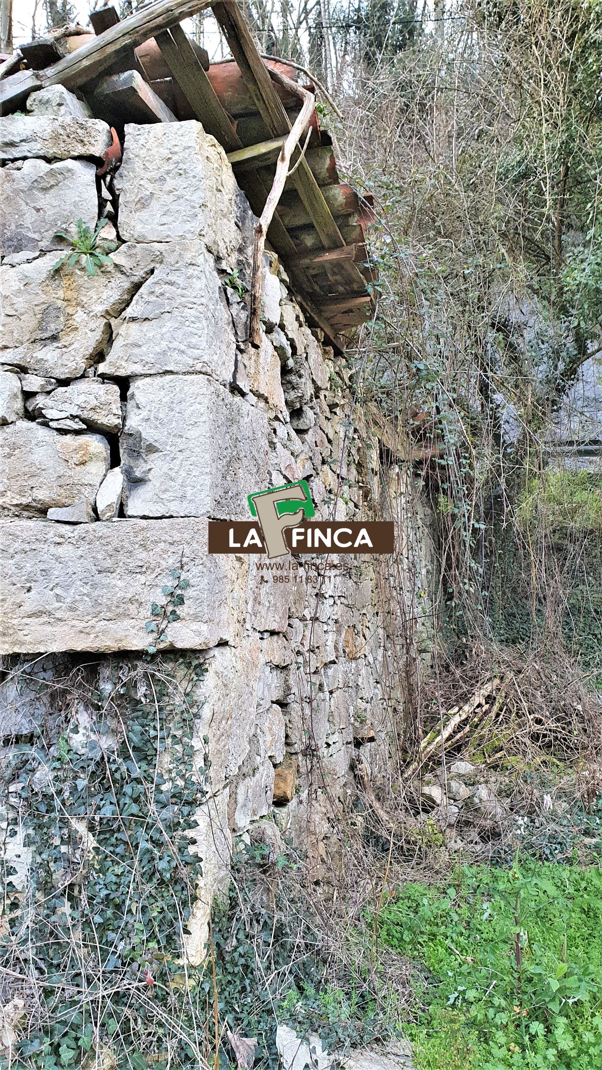 For sale of house in Oviedo