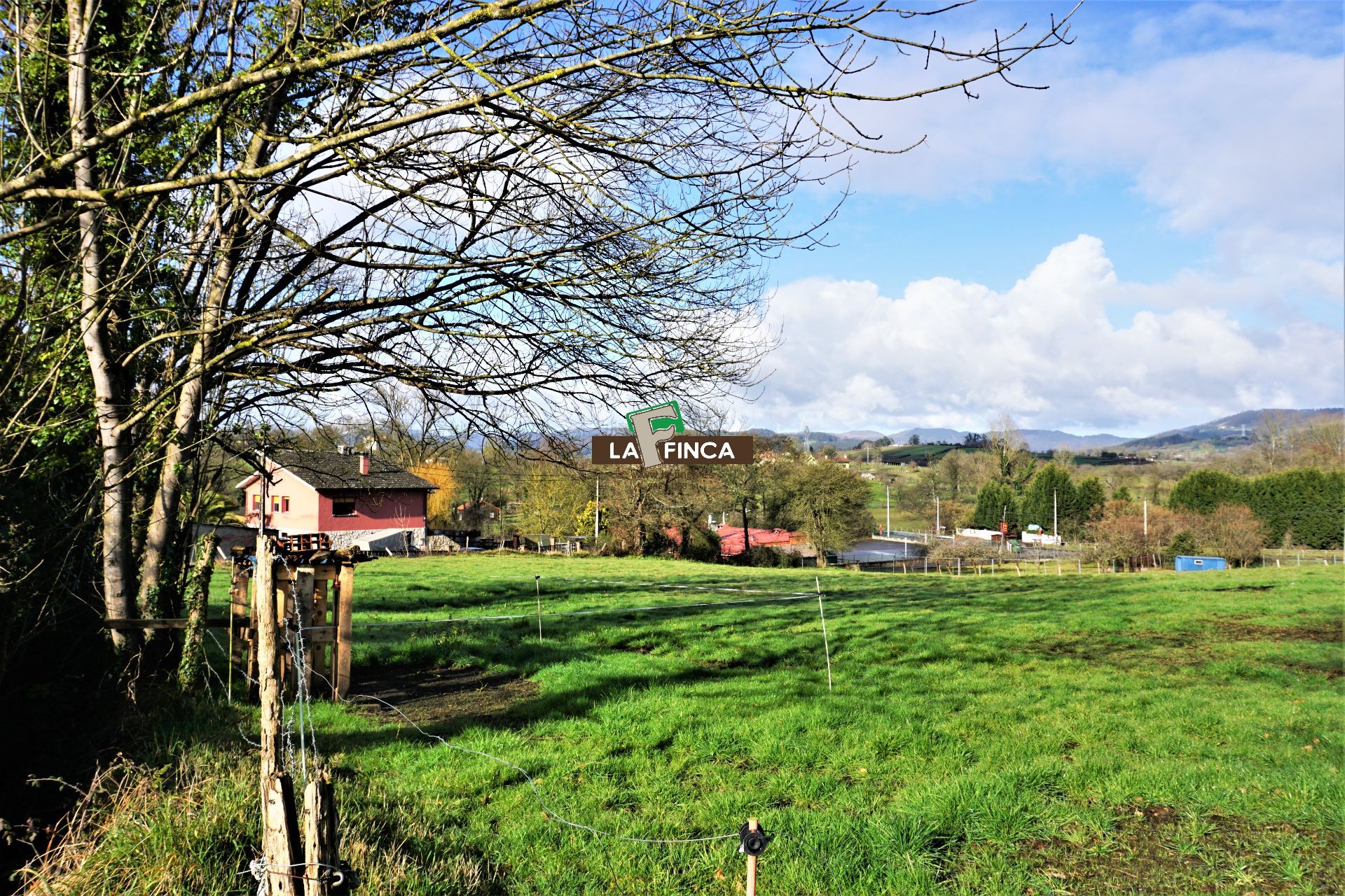 Venta de terreno en Llanera