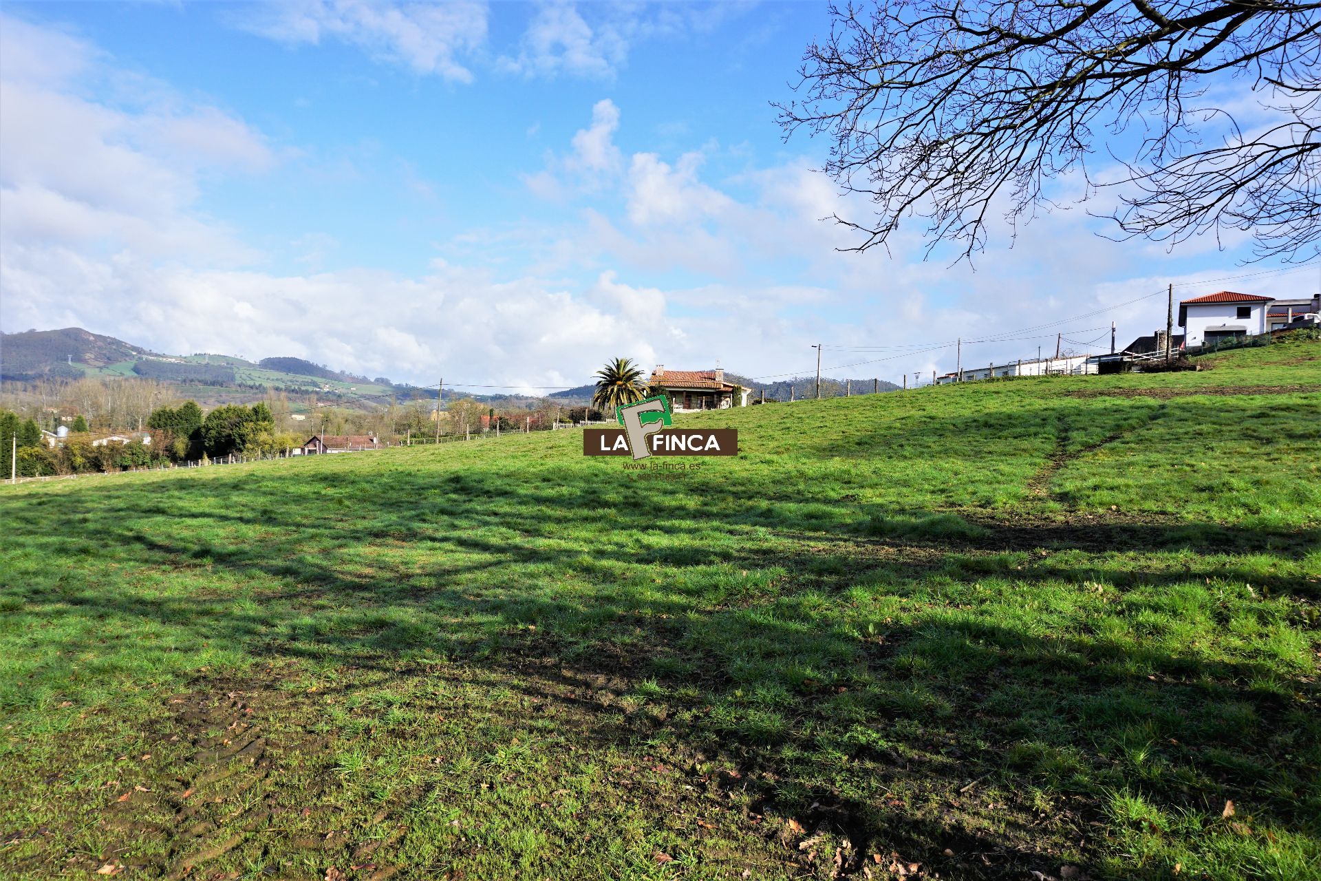 Venta de terreno en Llanera