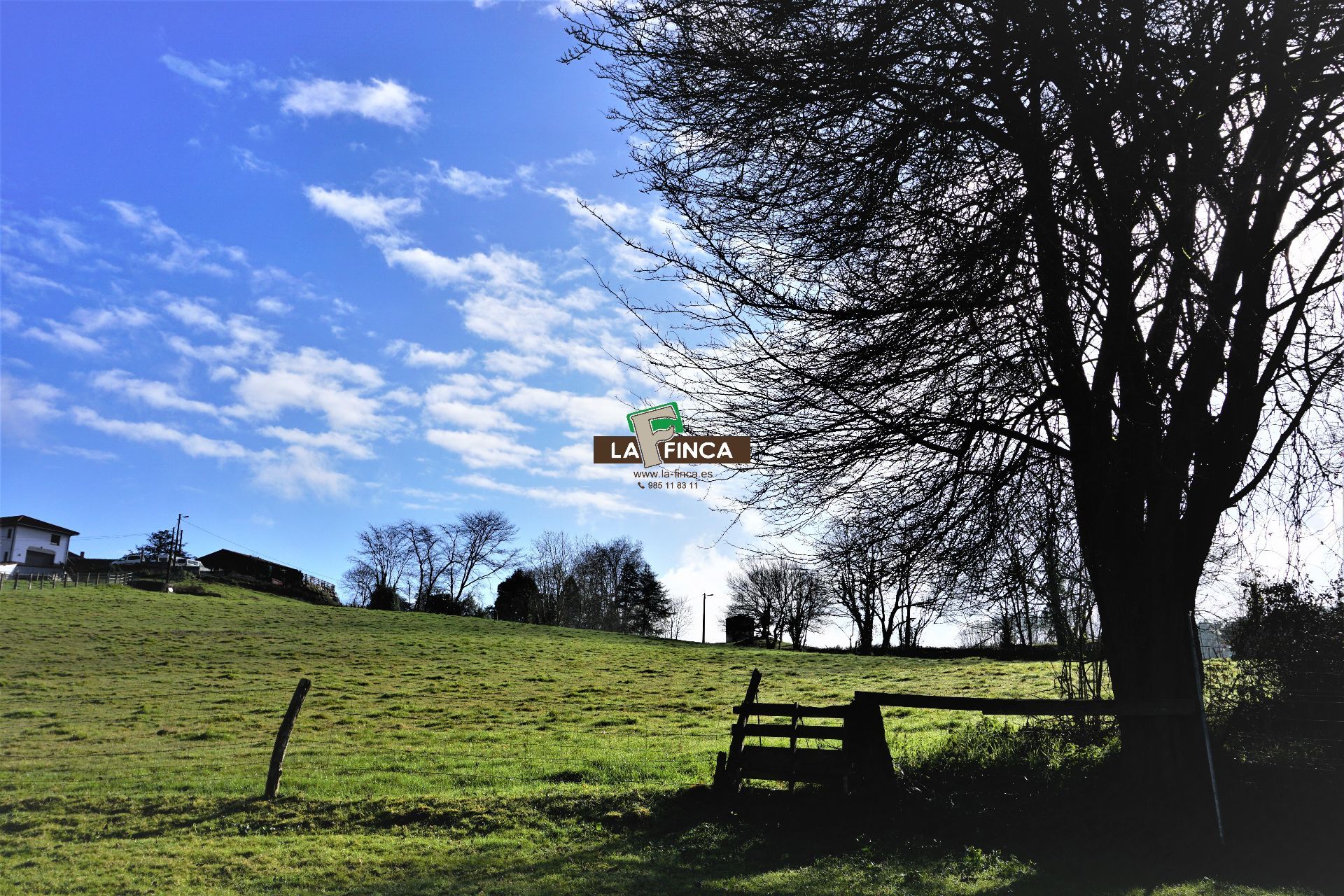 Venta de terreno en Llanera