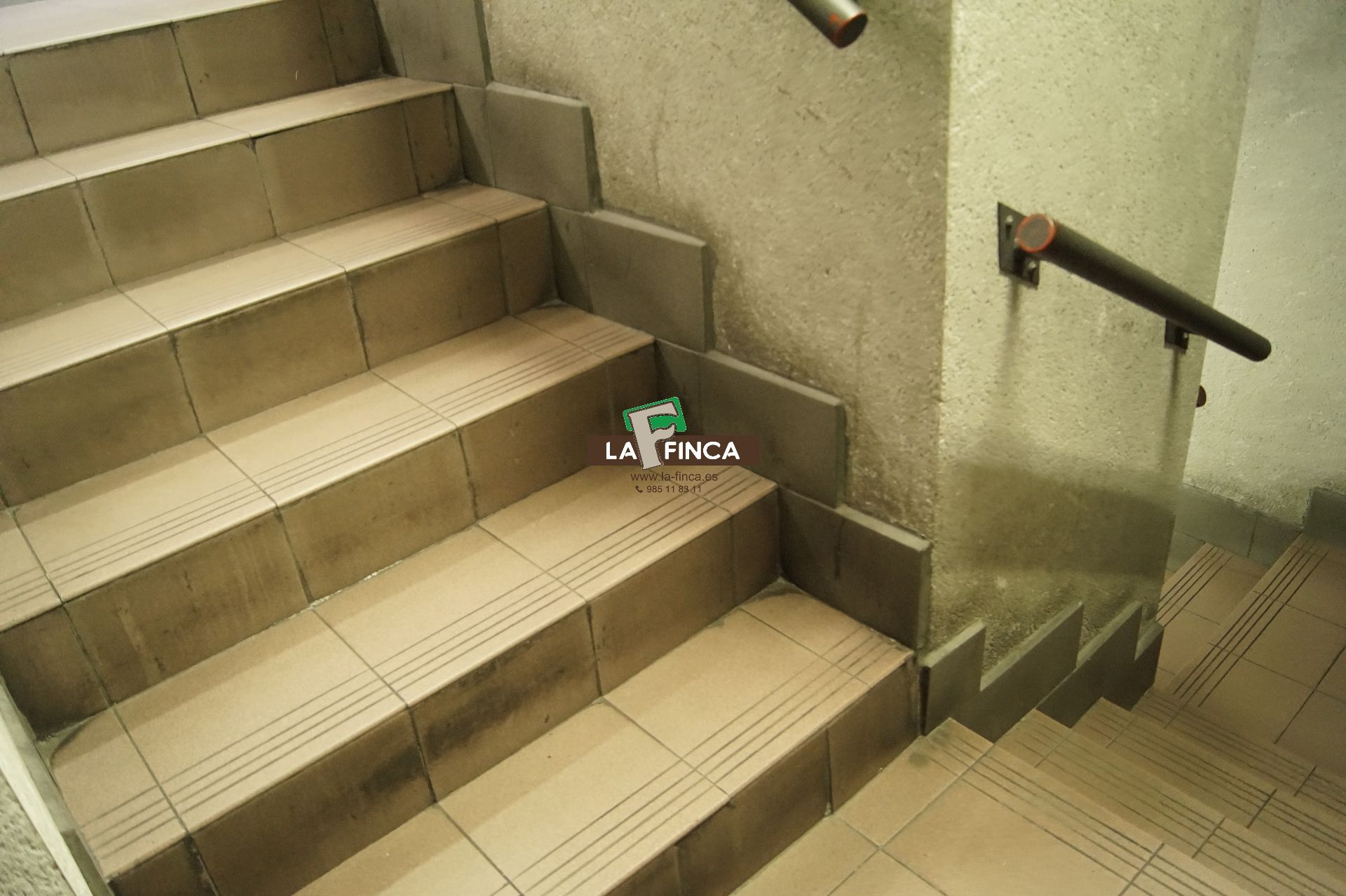 For sale of garage in Oviedo