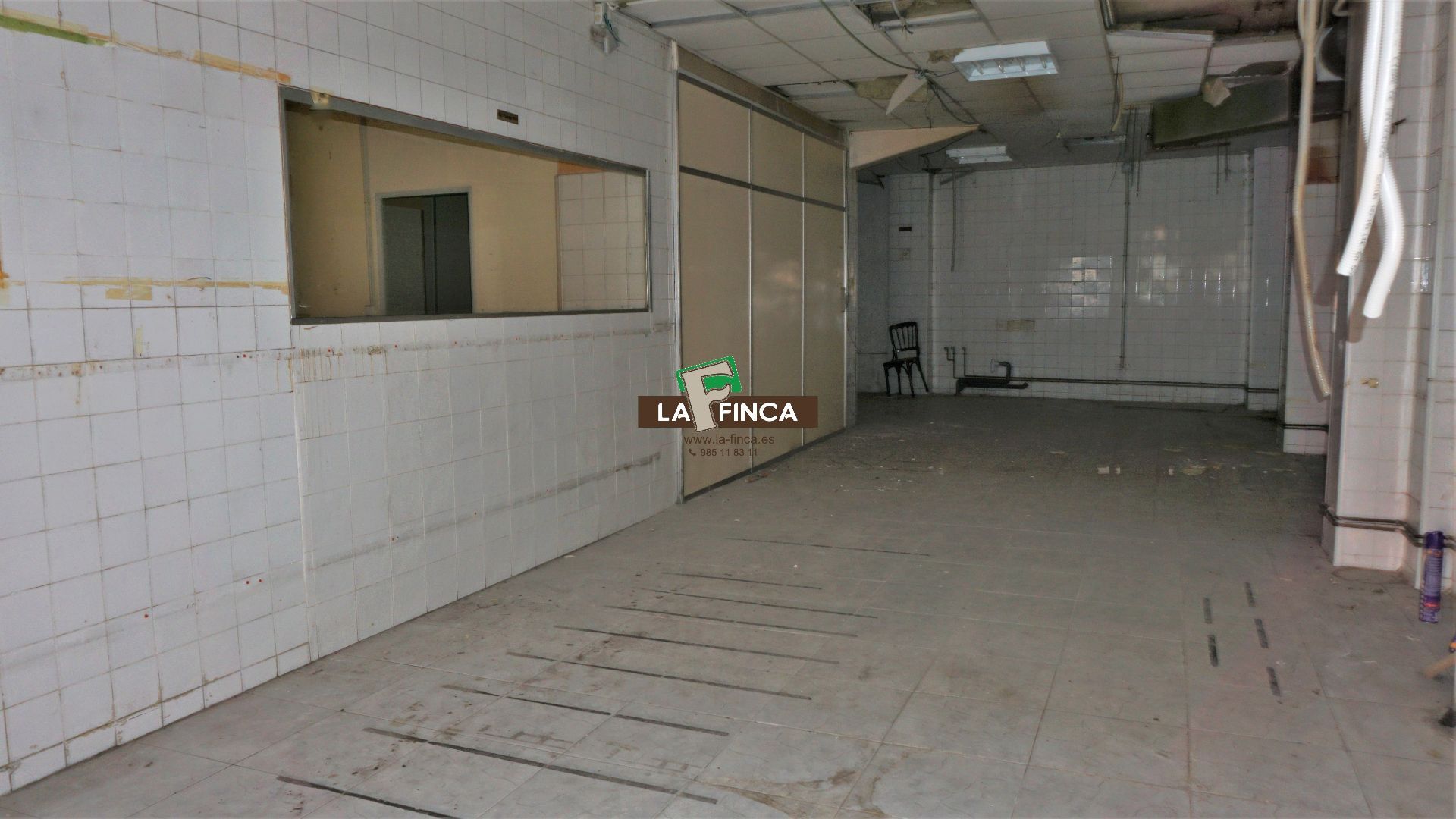 For sale of premises in Oviedo