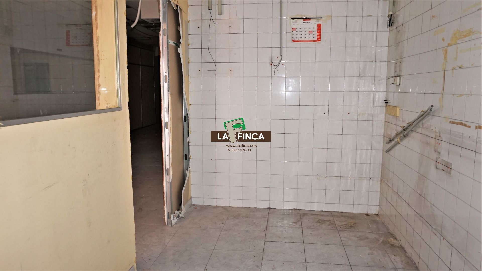 For sale of premises in Oviedo