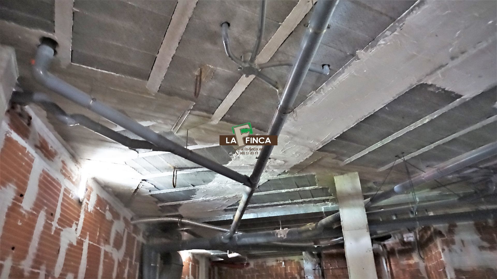 Venta de local en Langreo