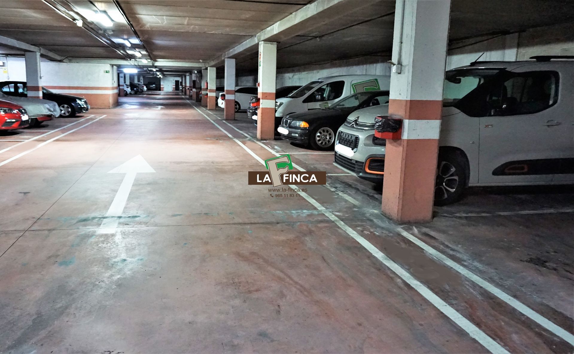 For sale of garage in Oviedo