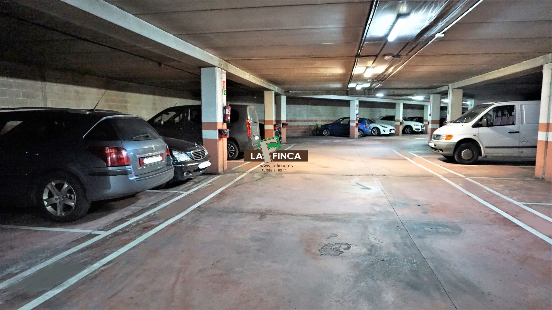For sale of garage in Oviedo
