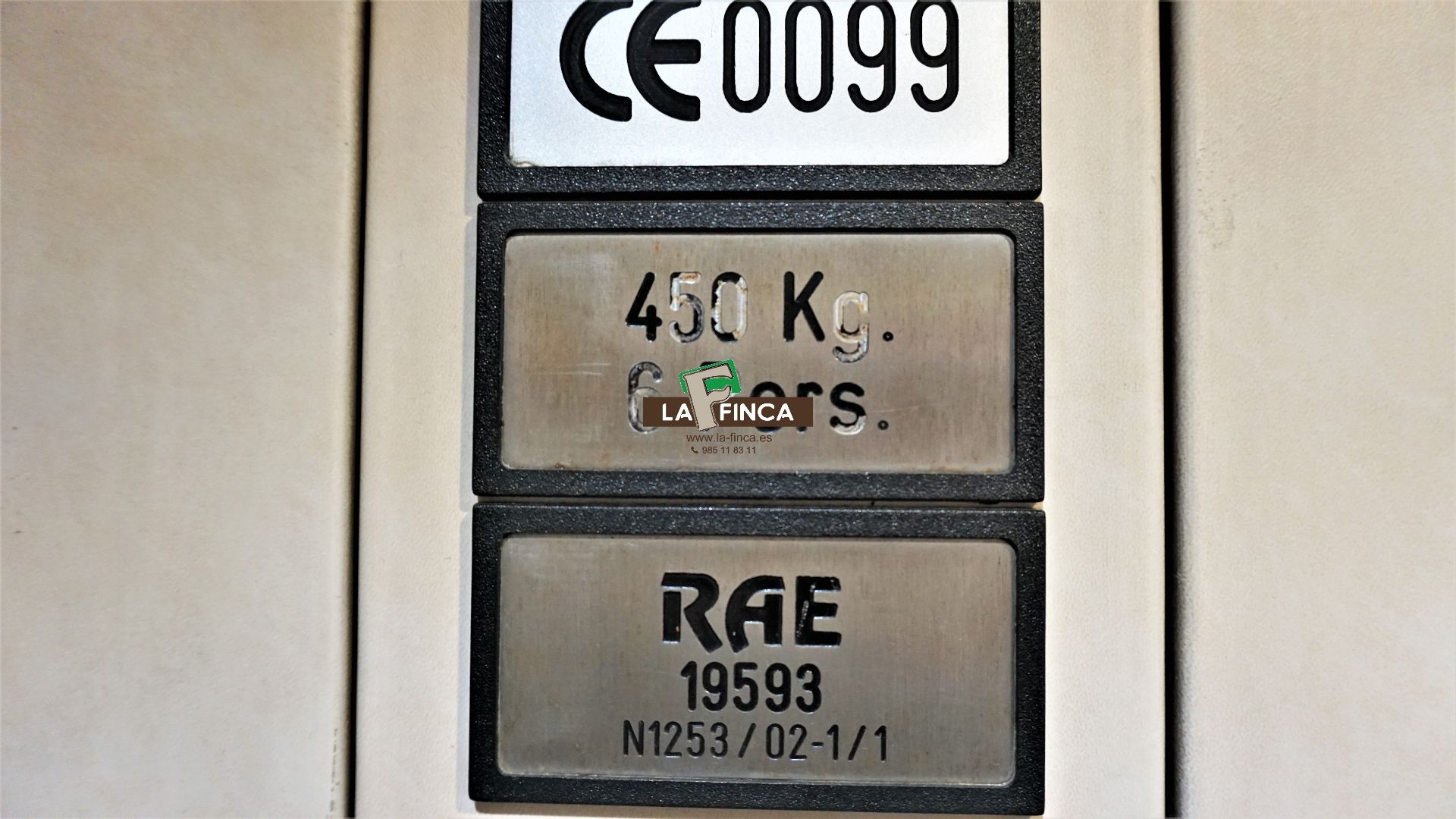 For sale of garage in Oviedo